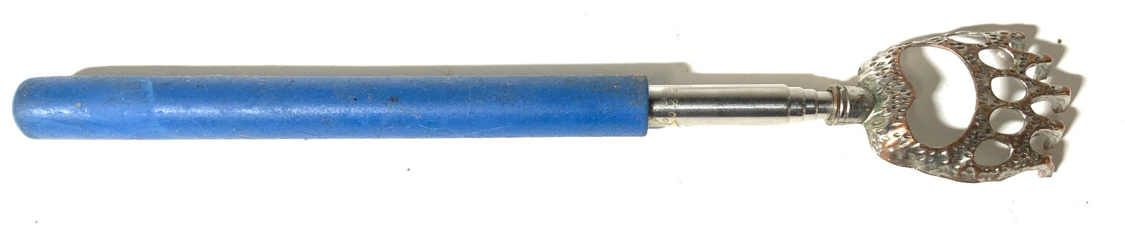 Bear Claw Back Scratcher (1 of 5)
