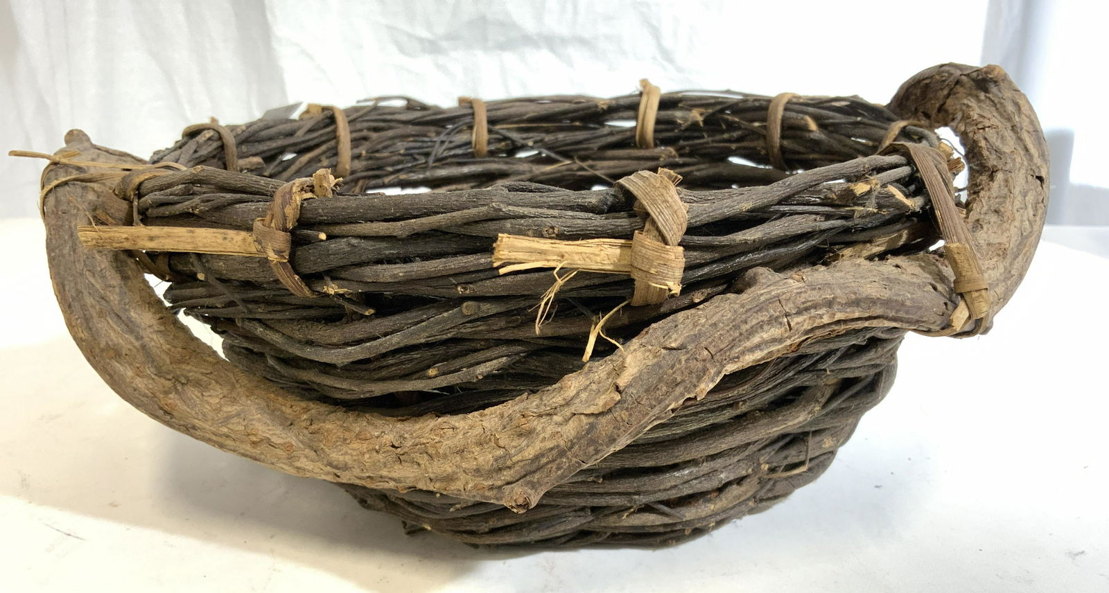 Lot 4 Woven Twig Baskets (1 of 8)