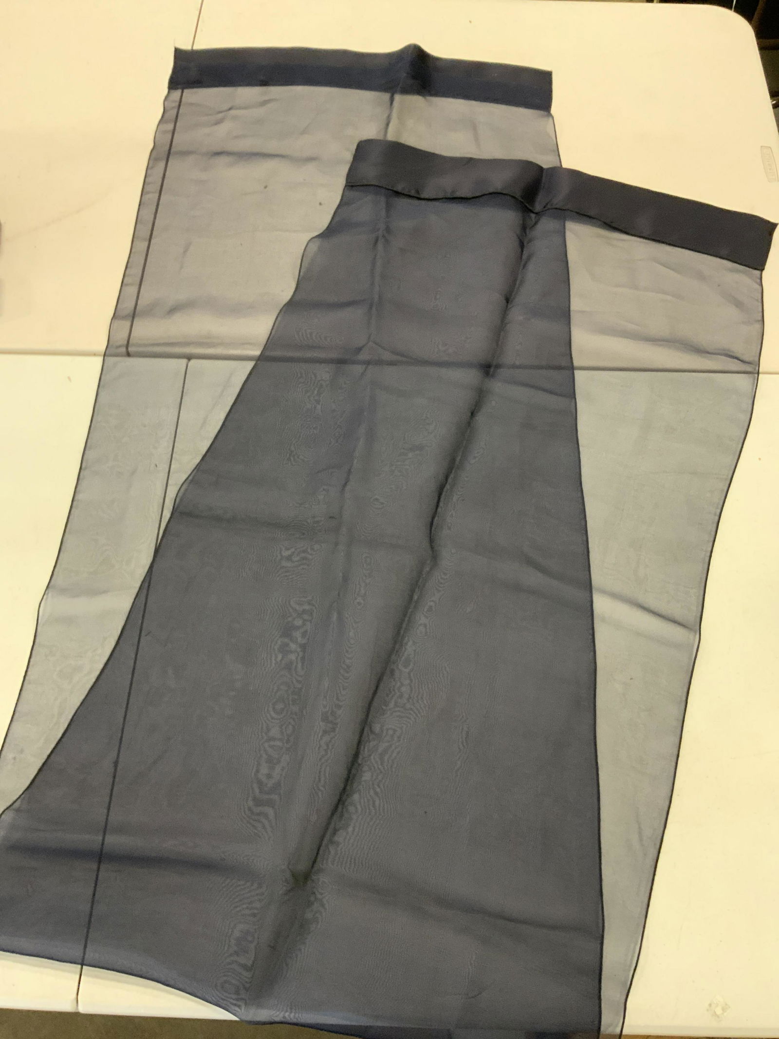 Sheer Navy Blue Table Runner (1 of 6)