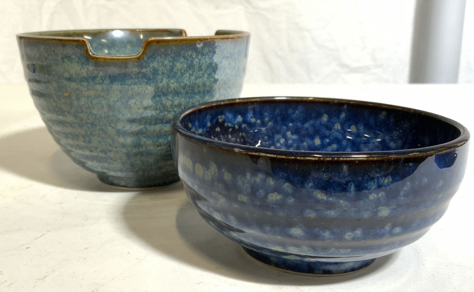 Lot 2 Glazed Stoneware Bowls (1 of 7)