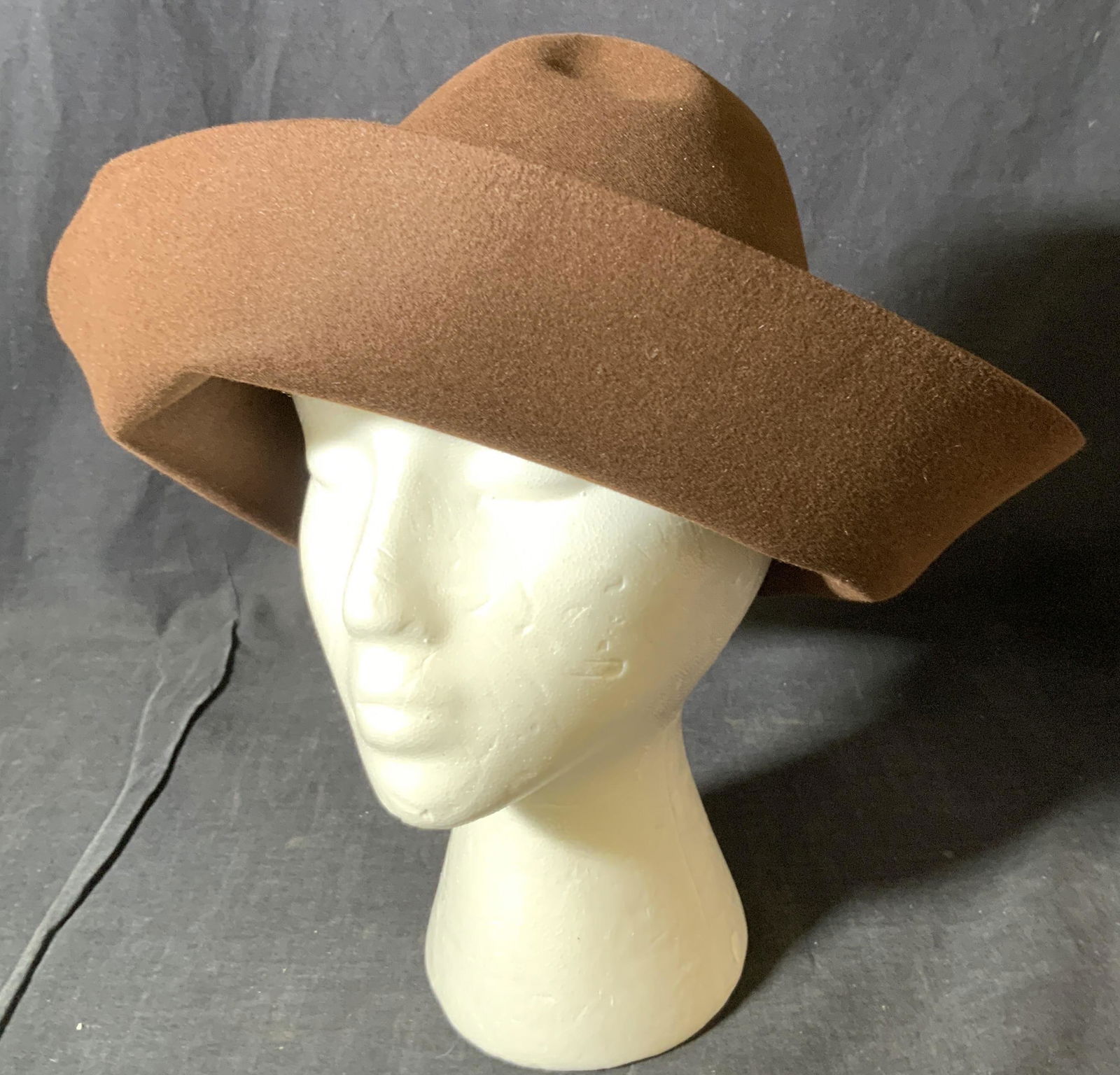BORSALINO Felt Hat, Fashion Accessory (1 of 5)