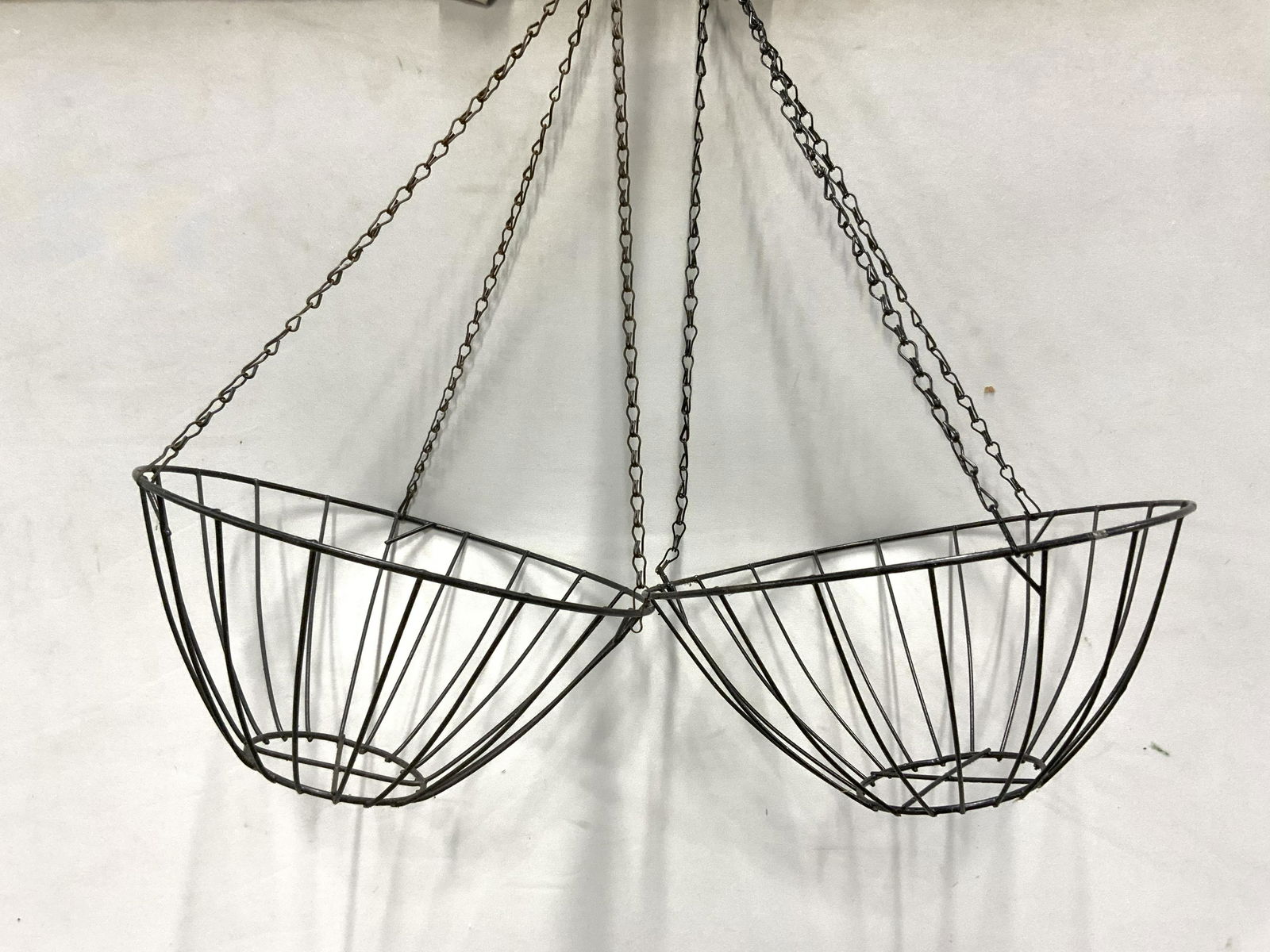 Pair Outdoor Metal Wire Planter Basket (1 of 6)