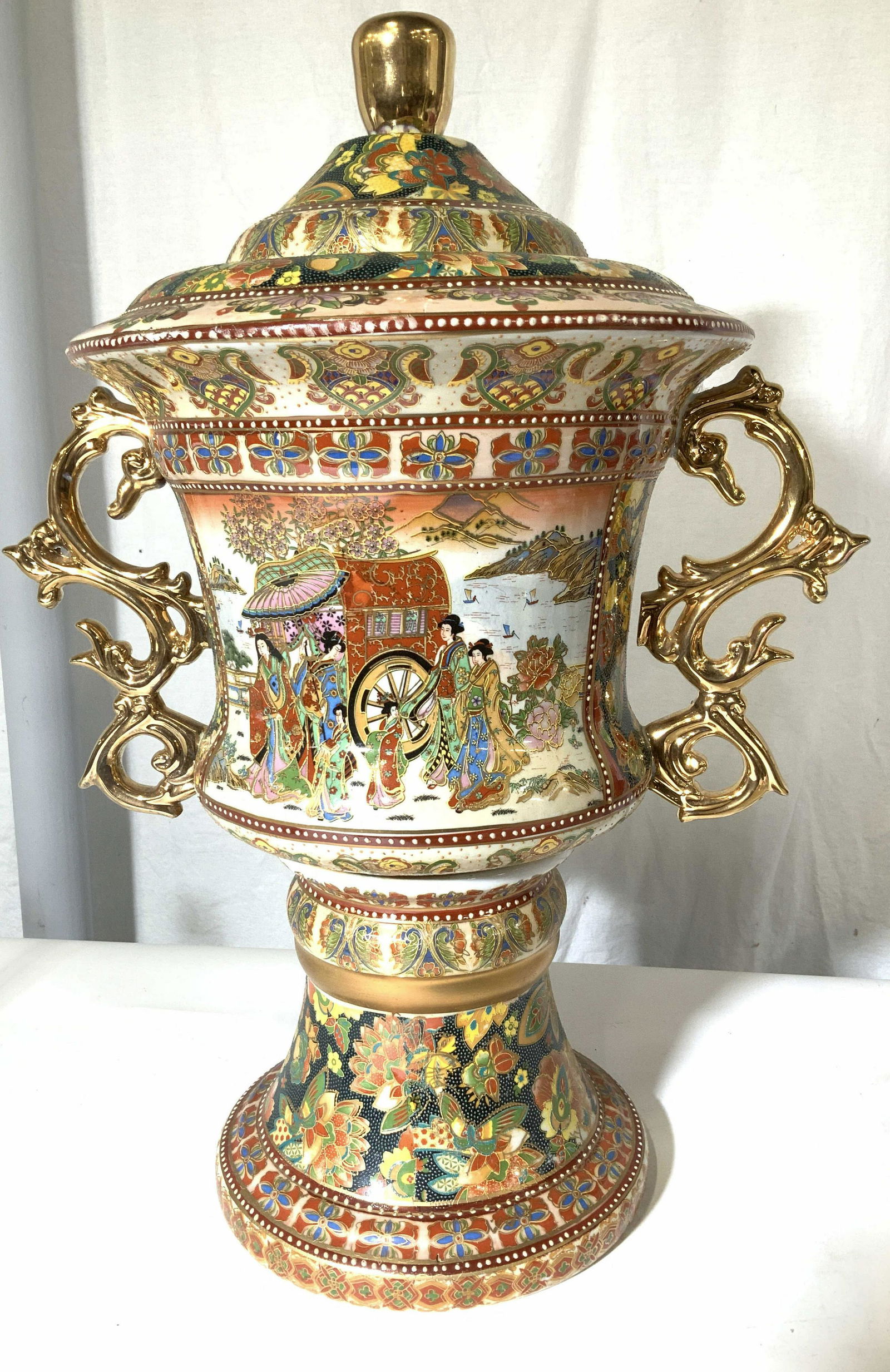 Oversized Signed Japanese Hand Painted Gilt Urn (1 of 13)