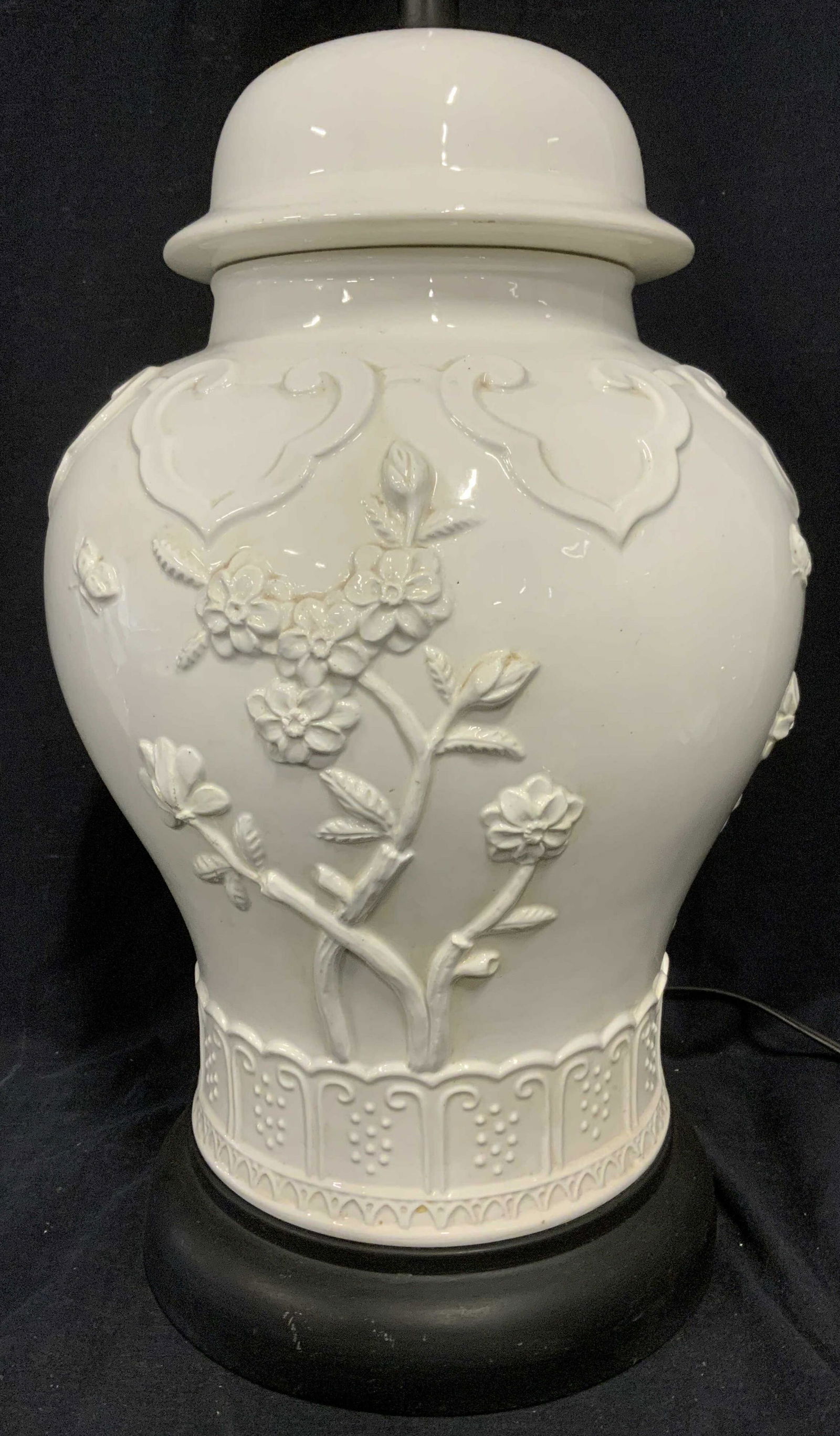 Glazed Ceramic Asian Style Lamp (1 of 7)