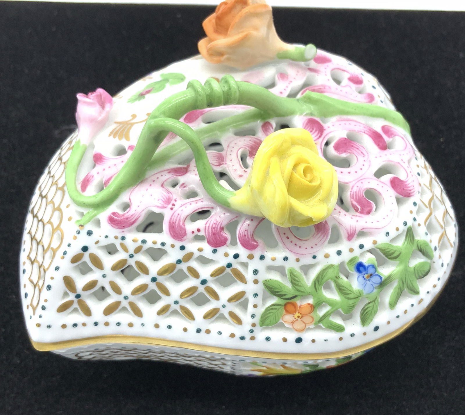 Herend Hungary Porcelain Openwork Bonbonniere (1 of 8)