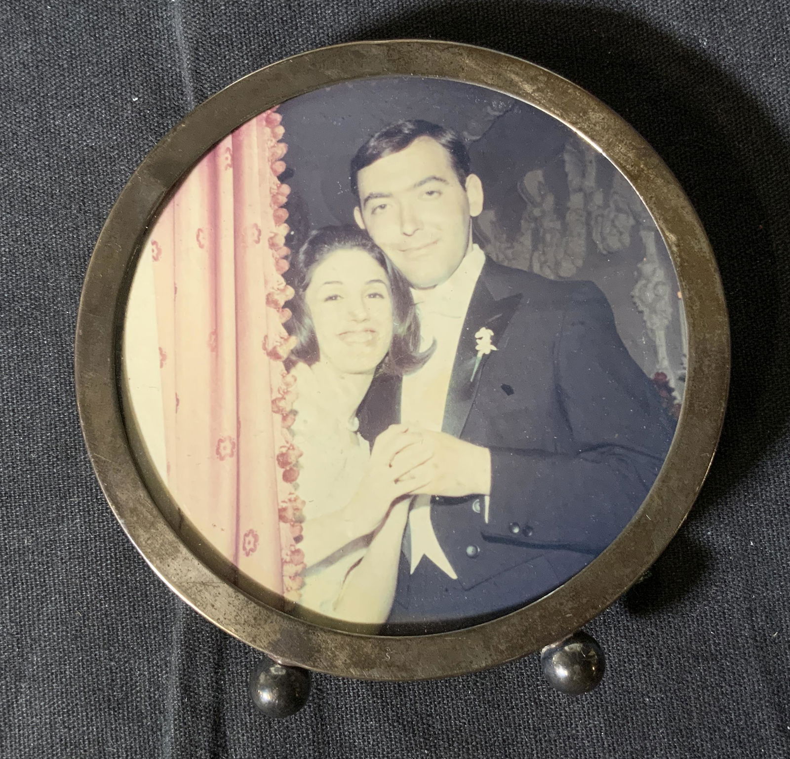 Round Sterling Silver Picture Frame (1 of 6)
