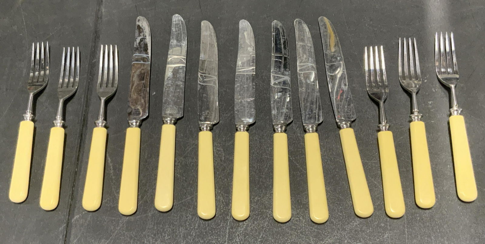 Set 13 WECK NEW YORK Sig Vintage Bakelite Utensils (1 of 10)