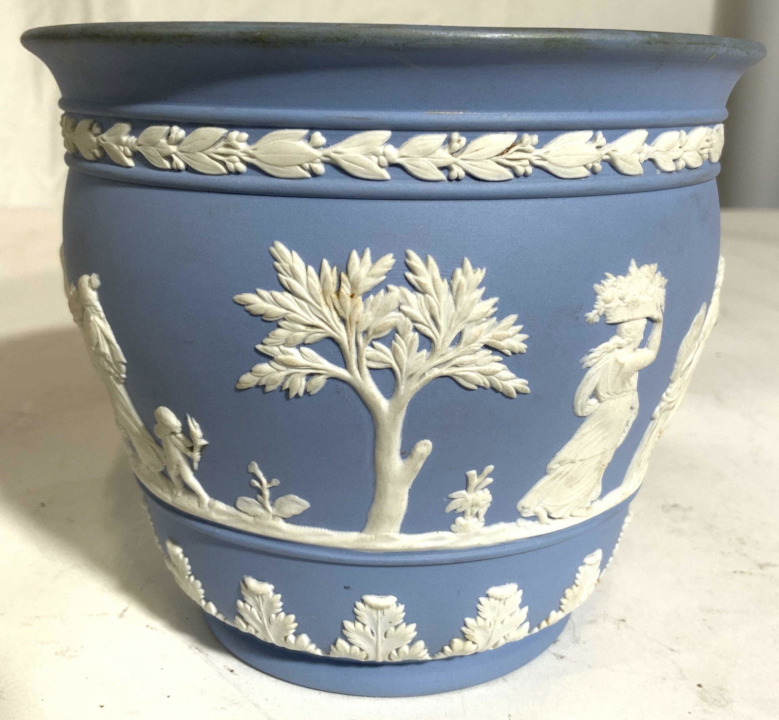 Vintage WEDGWOOD England Cache Pot (1 of 8)