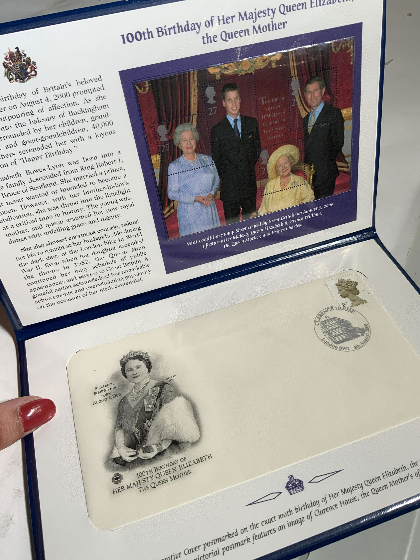 Large Group Lot of Collectible Stamps in Binders (1 of 12)