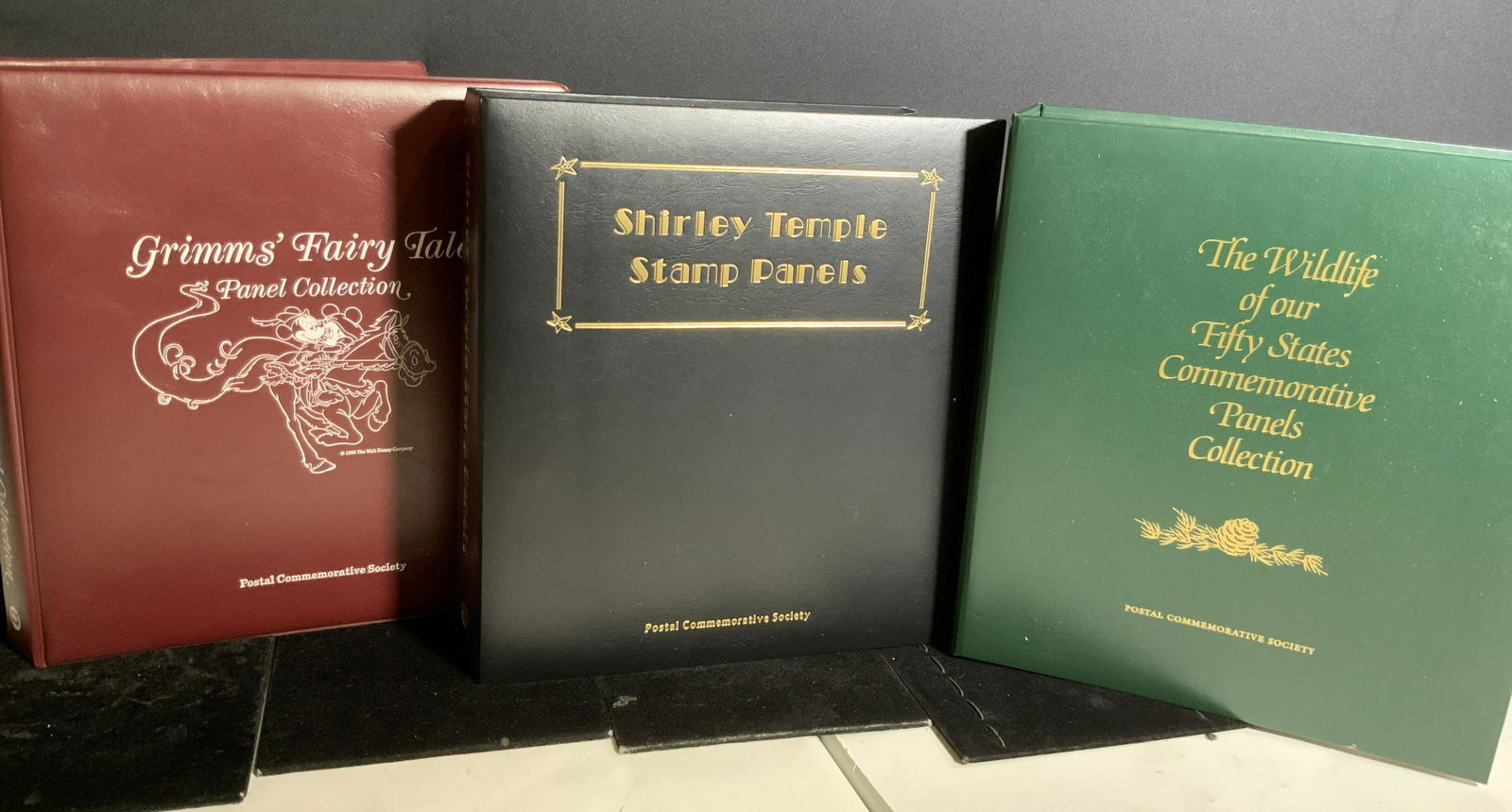 Lot Collect Shirley Temple Stamps & More, Binders (1 of 10)