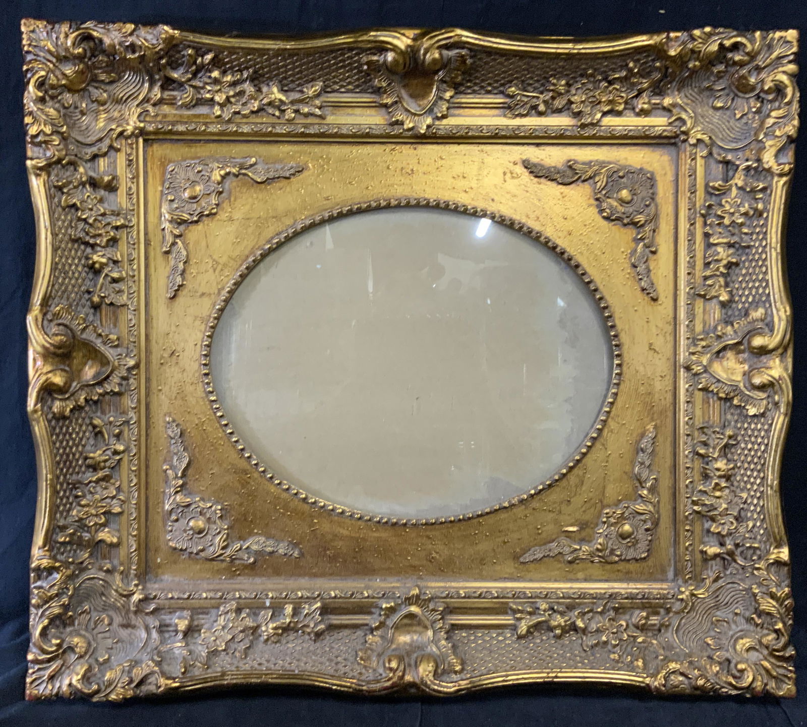 Grande Hand Carved Gilt Wood Frame (1 of 8)