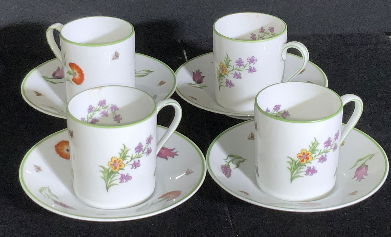 Set 8 TIFFANY & CO. Porcelain Teacups & Saucers (1 of 13)