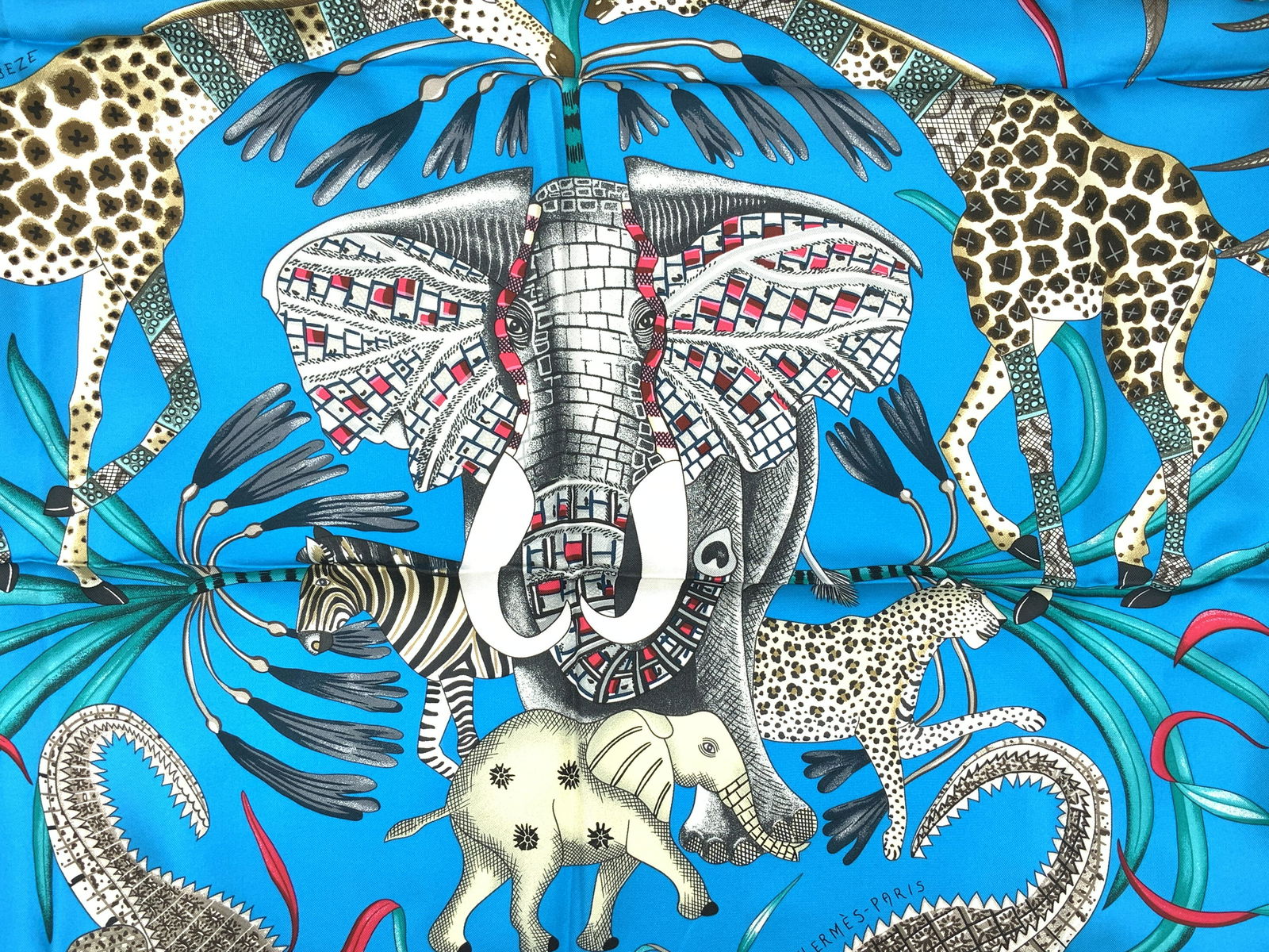 HERMÉS Paris Scarf Le March du Zambeze (1 of 13)