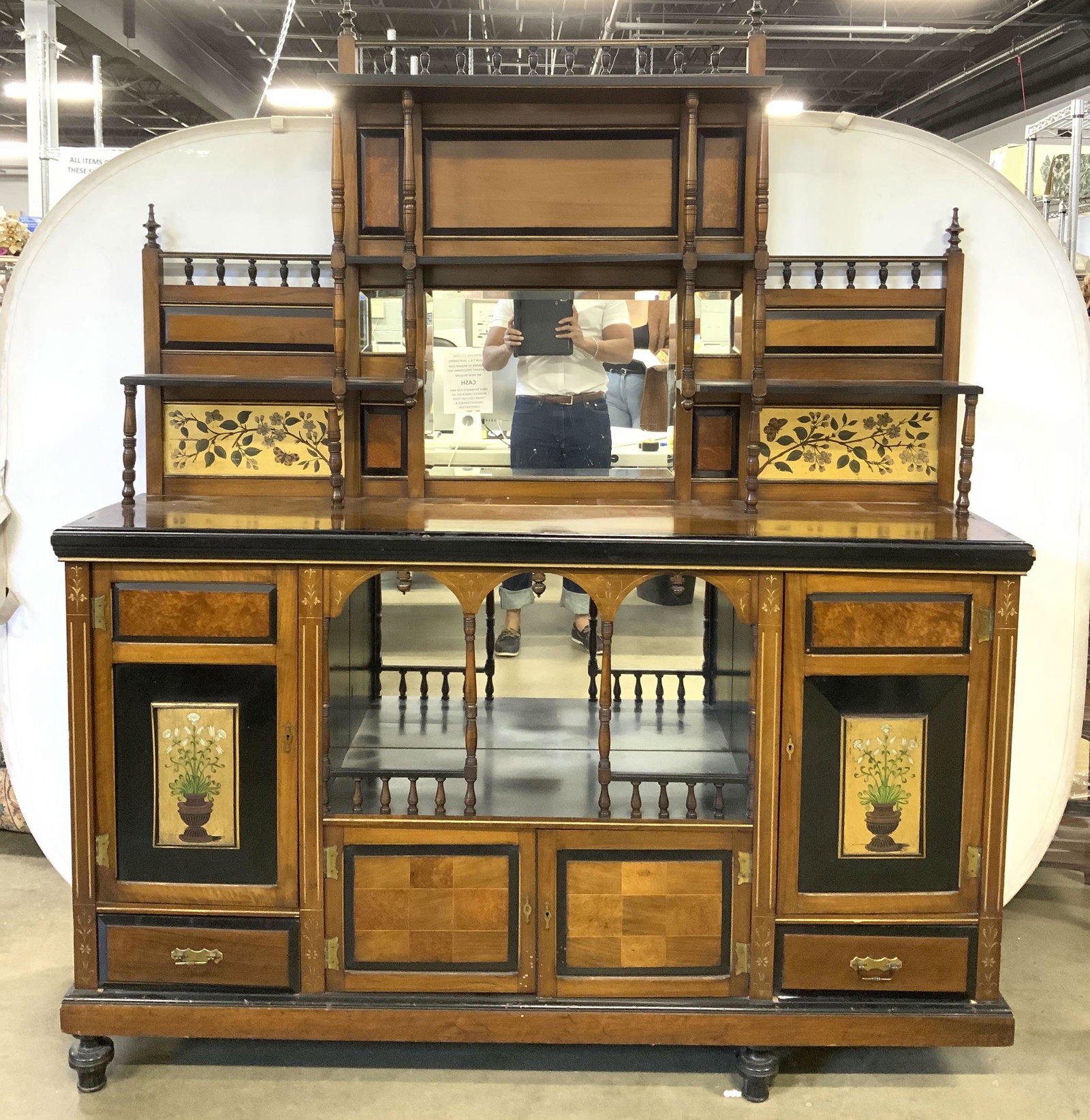 Vintage Carved Wooden Etagere Sideboard (1 of 15)