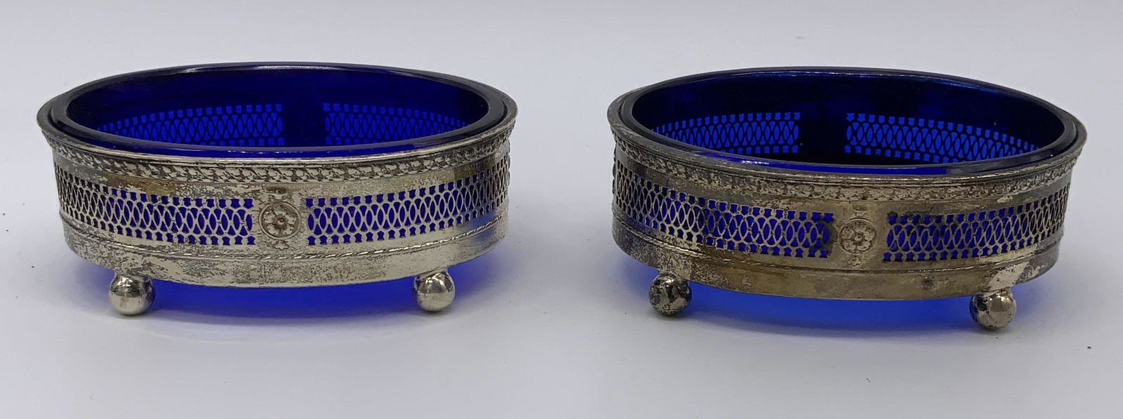 Pair WATSON Sterling & Cobalt Glass Salt Cellars (1 of 10)