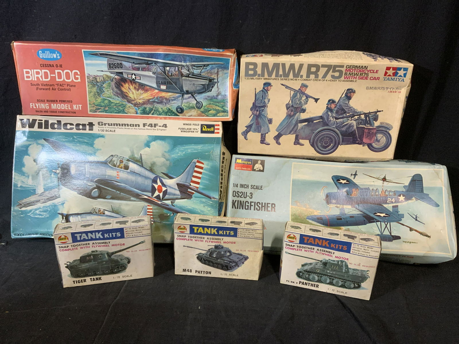 Group Lot 7 Vintage Model Kits (1 of 10)