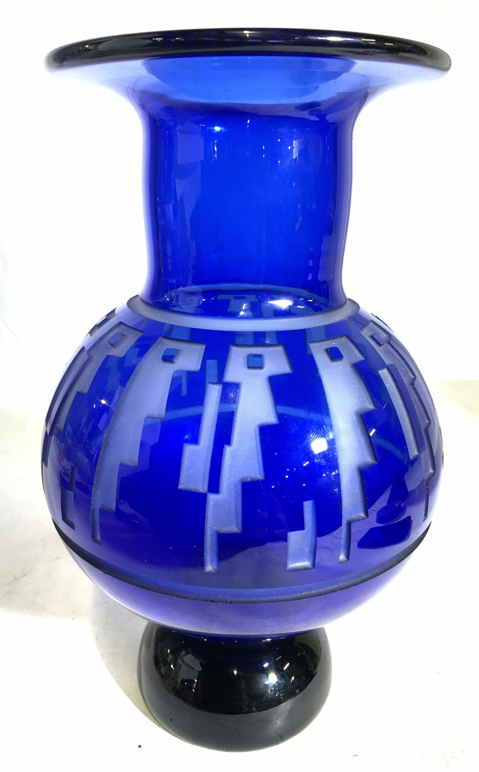 Art Glass Vase W Frosted Geometric Detail (1 of 10)