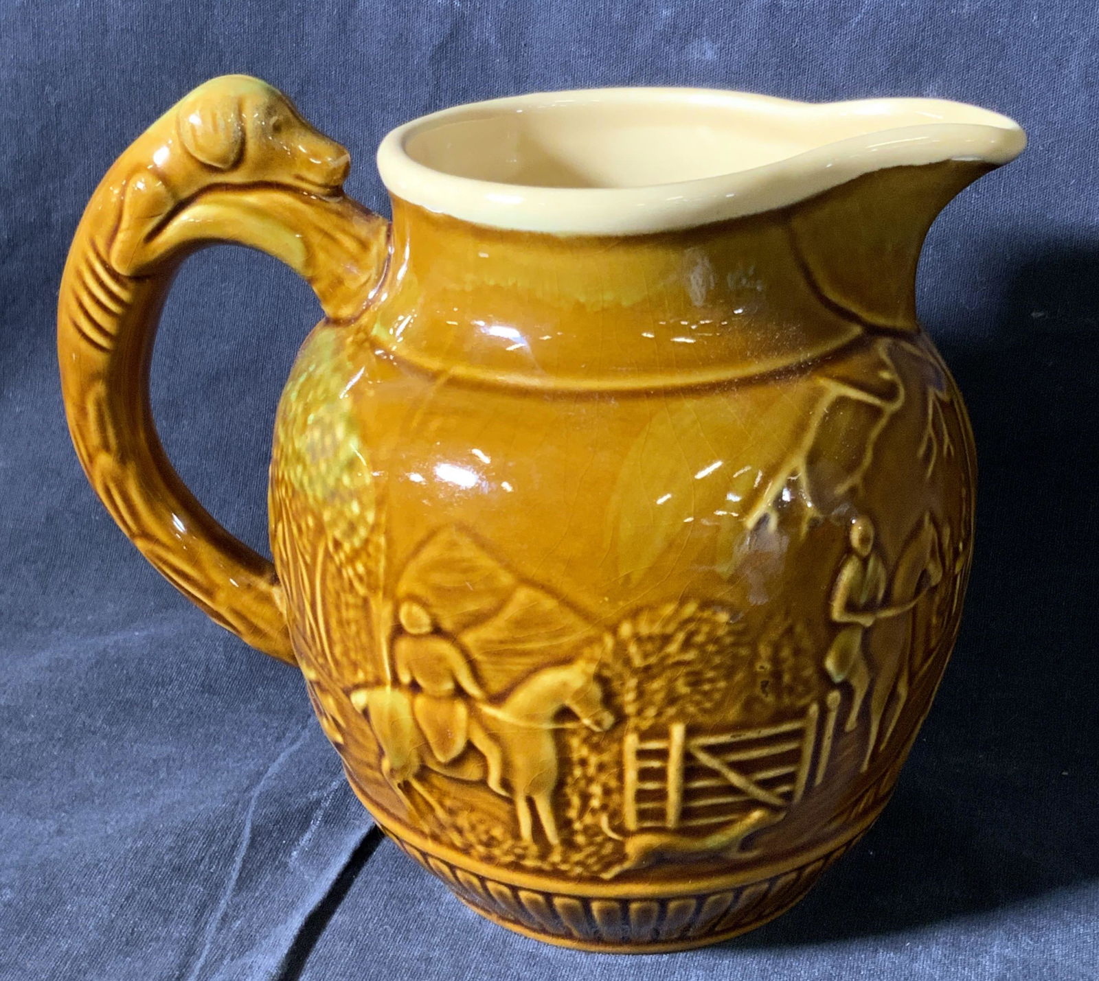 Vintage Ceramic Dog Handle Hunting Scene Pitcher (1 of 12)