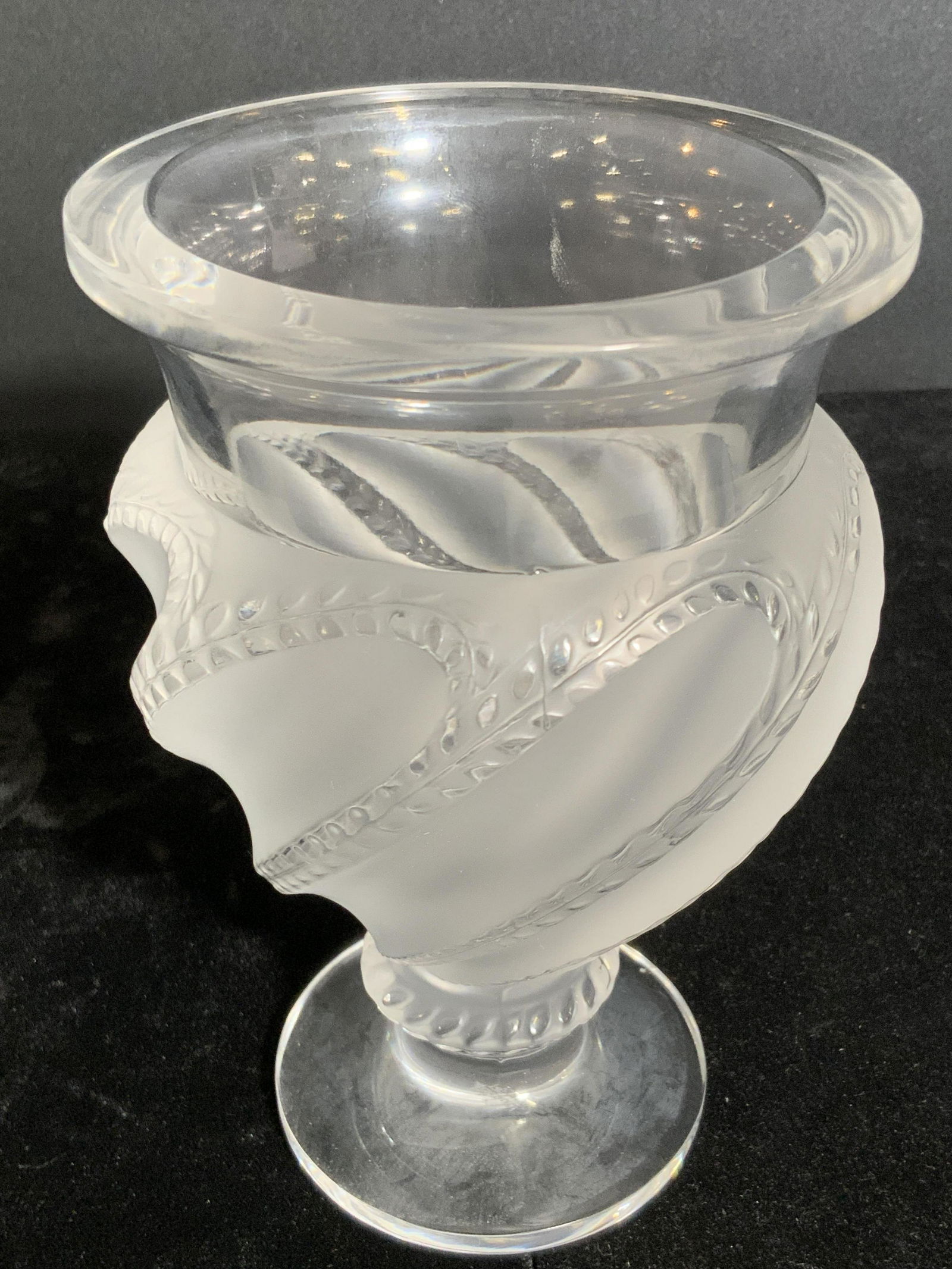 LALIQUE FRANCE Sig Satin Crystal Ermenonville Vase (1 of 14)
