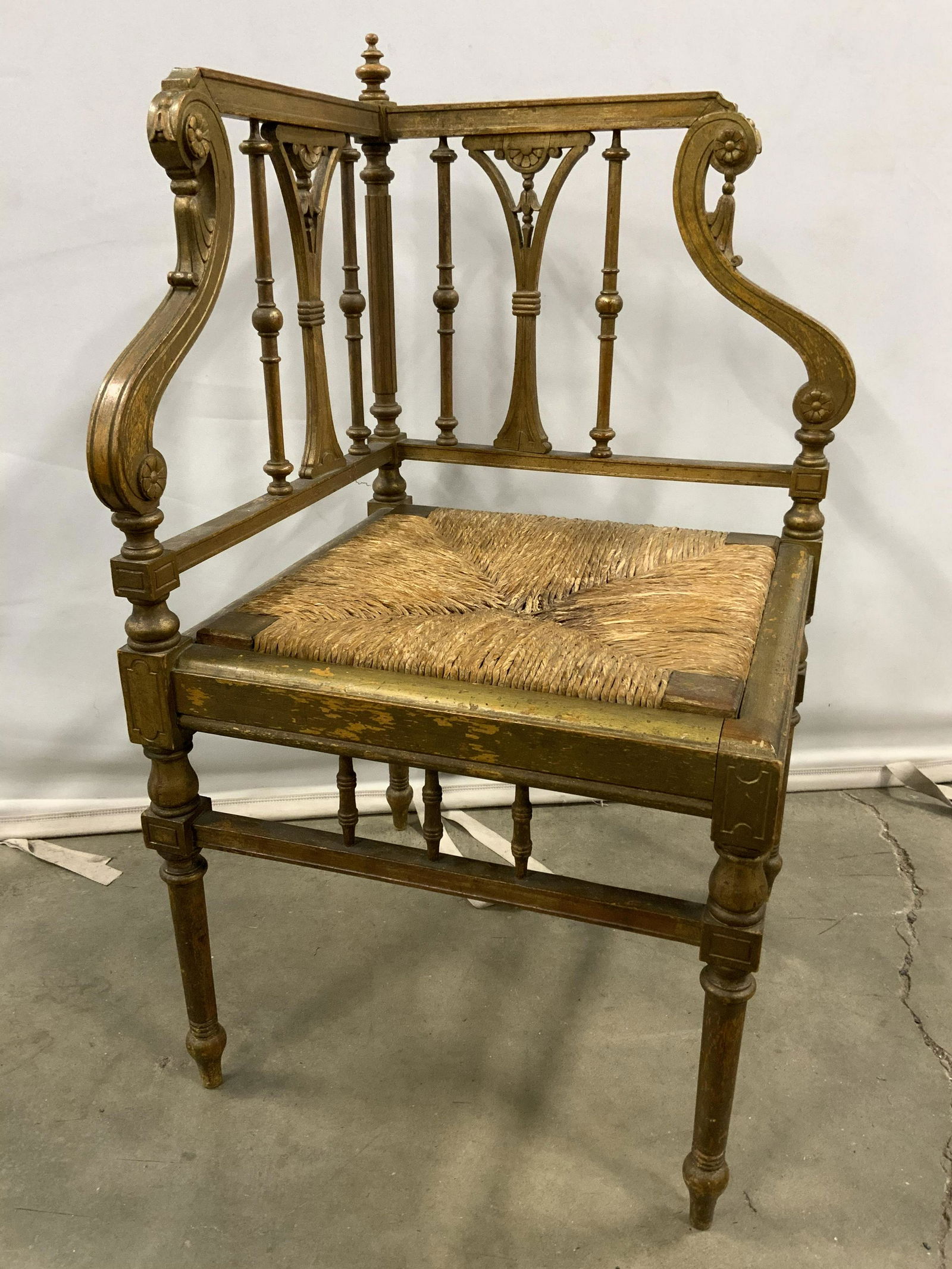 Antique Victorian Corner Chair w Rattan Seat (1 of 15)