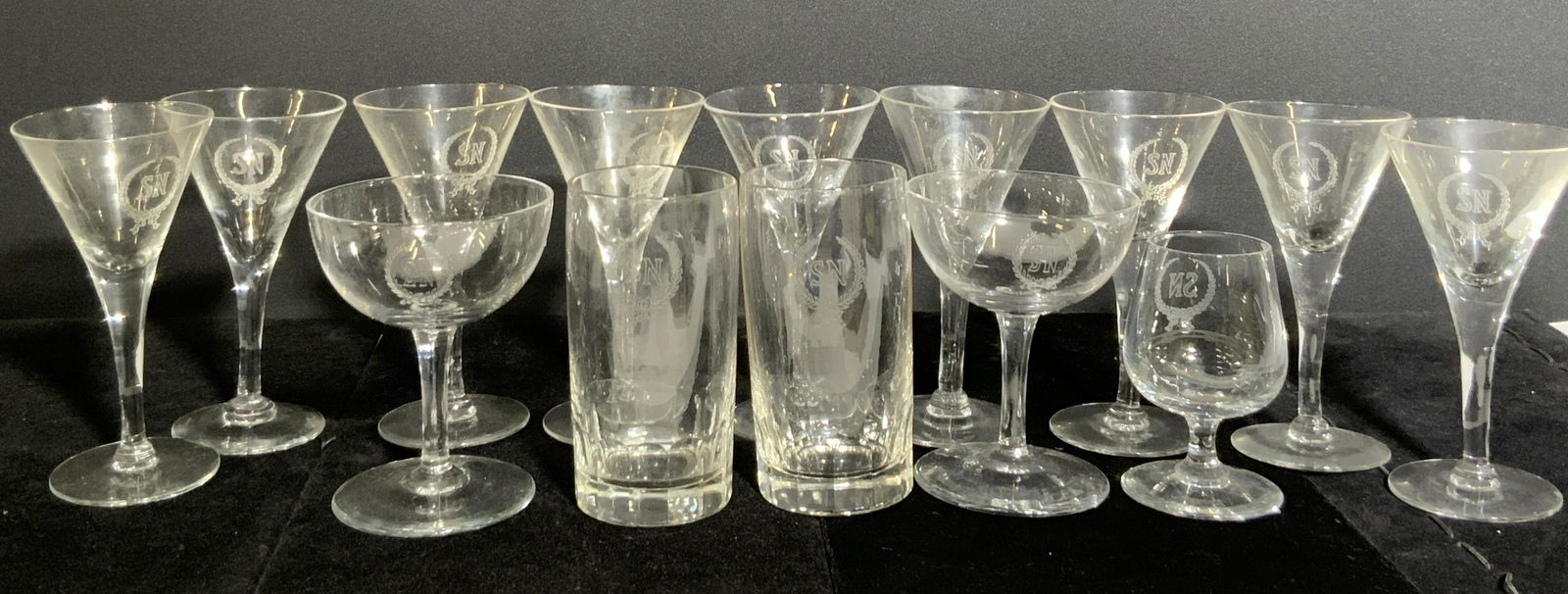 Lot 14 SHERRY NETHERLAND Glasses & Stemware (1 of 11)
