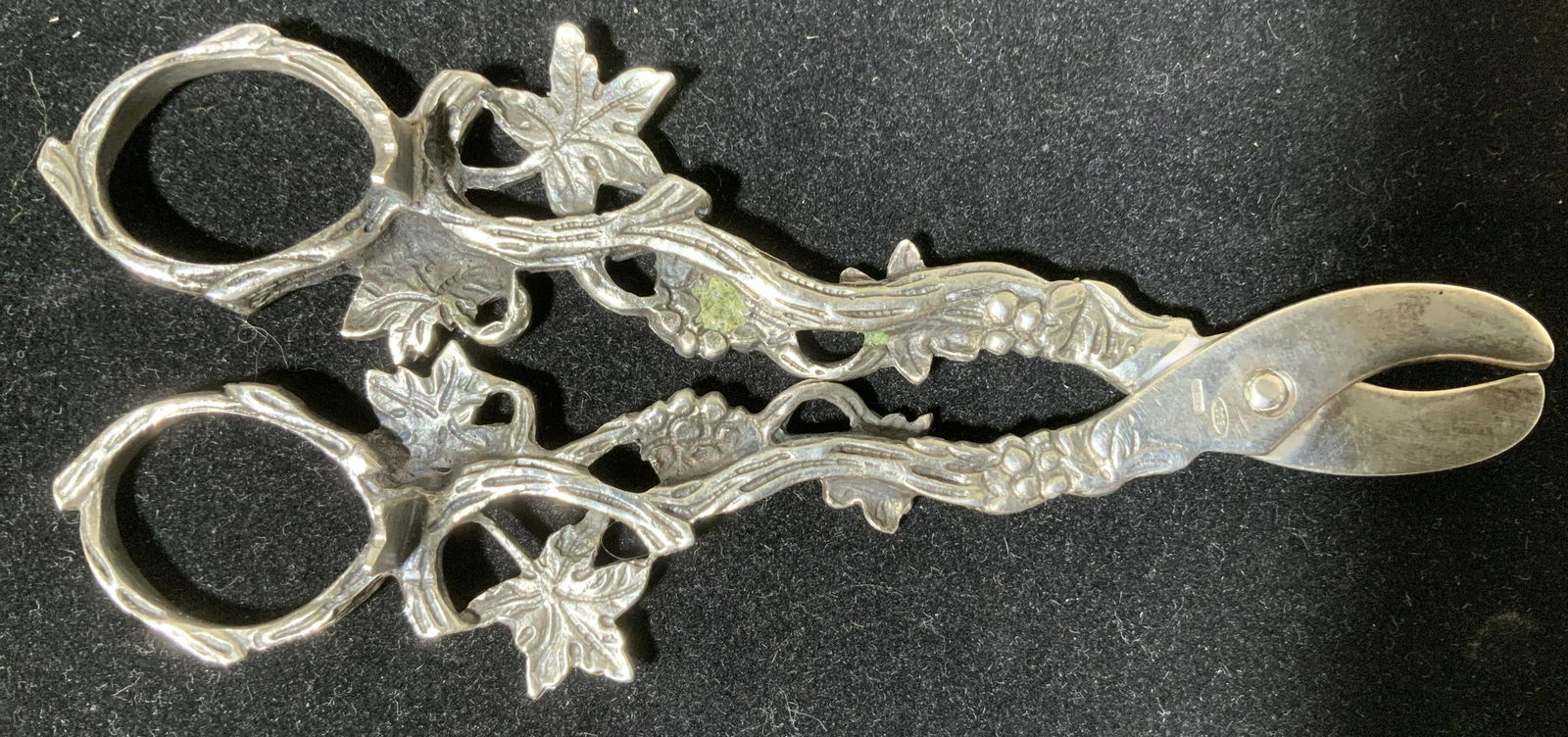 Vintage .800 Silver Victorian Clipper Shears (1 of 8)