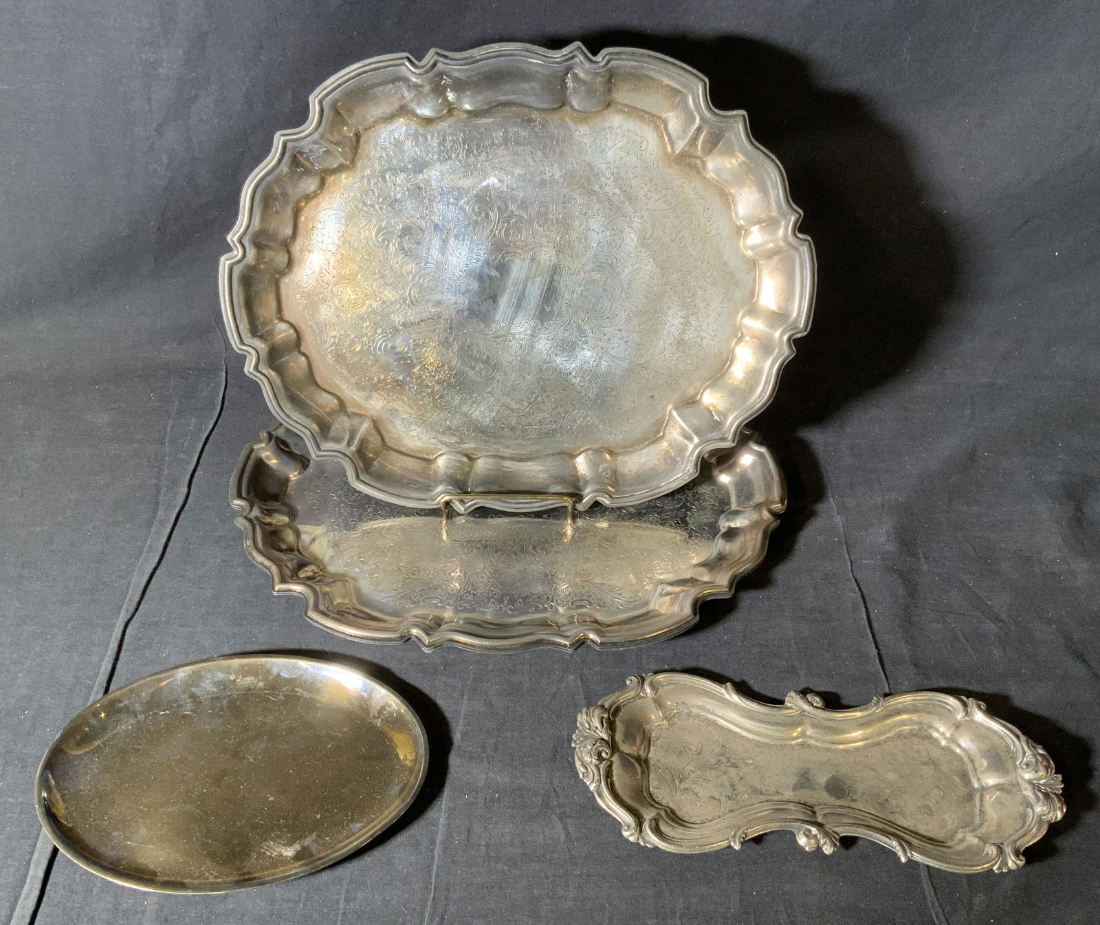 Lot 5 Silver Plated Serving Trays & Trinket Dishes (1 of 7)