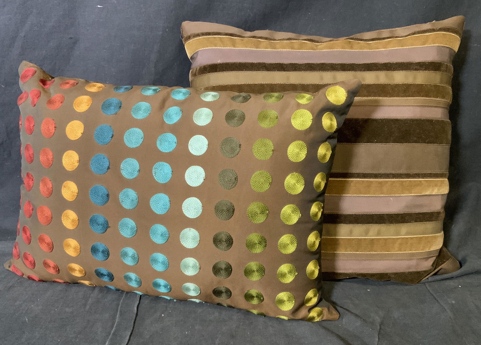Group Lot 2 Decorative Brown Throw Pillows (1 of 5)