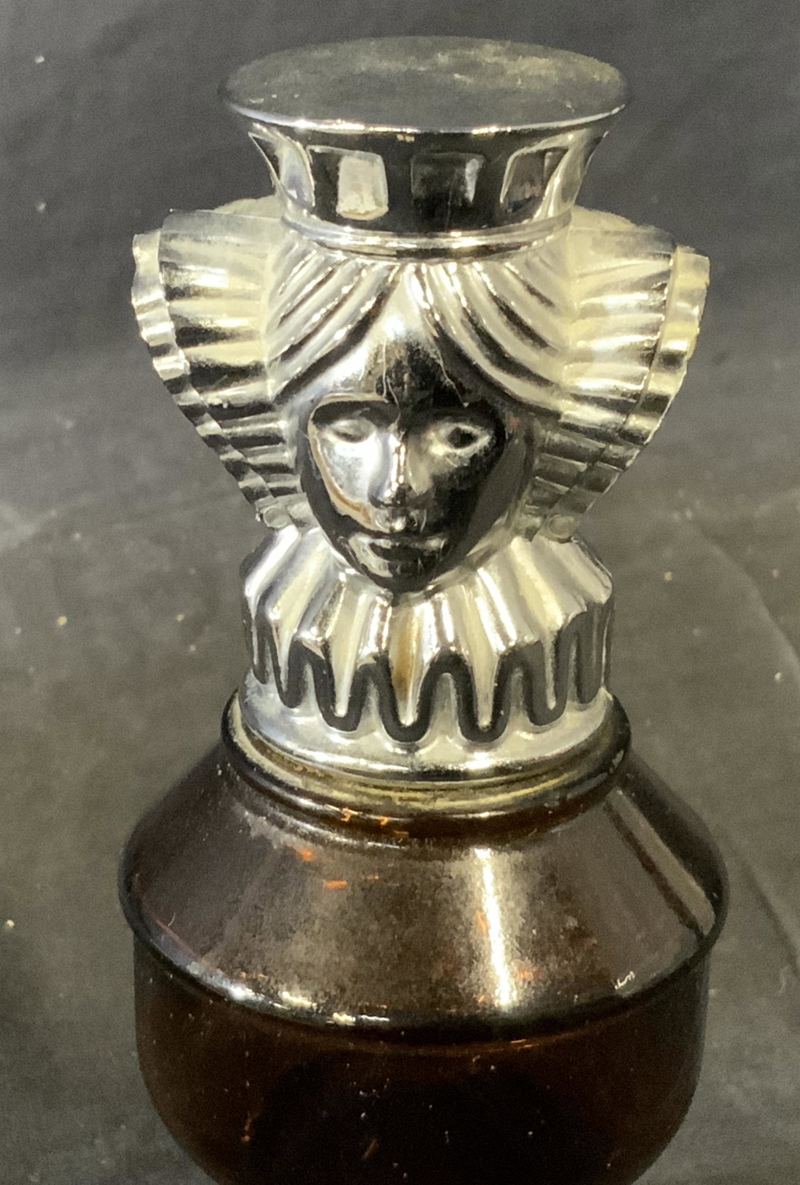 Avon After Shave Chess Piece Bottle (1 of 8)