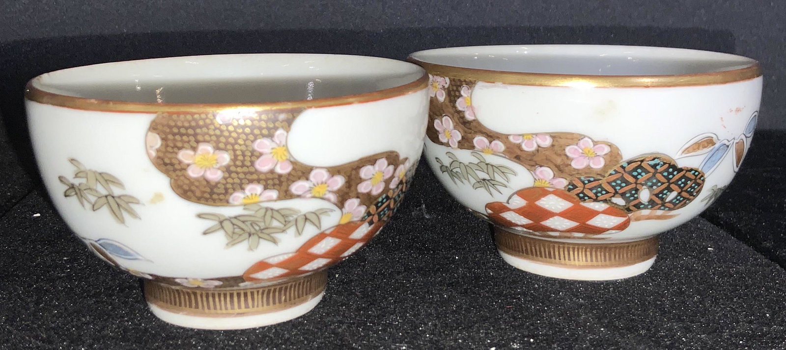 2 Signed Satsuma Style Japanese Porcelain Teacups (1 of 9)