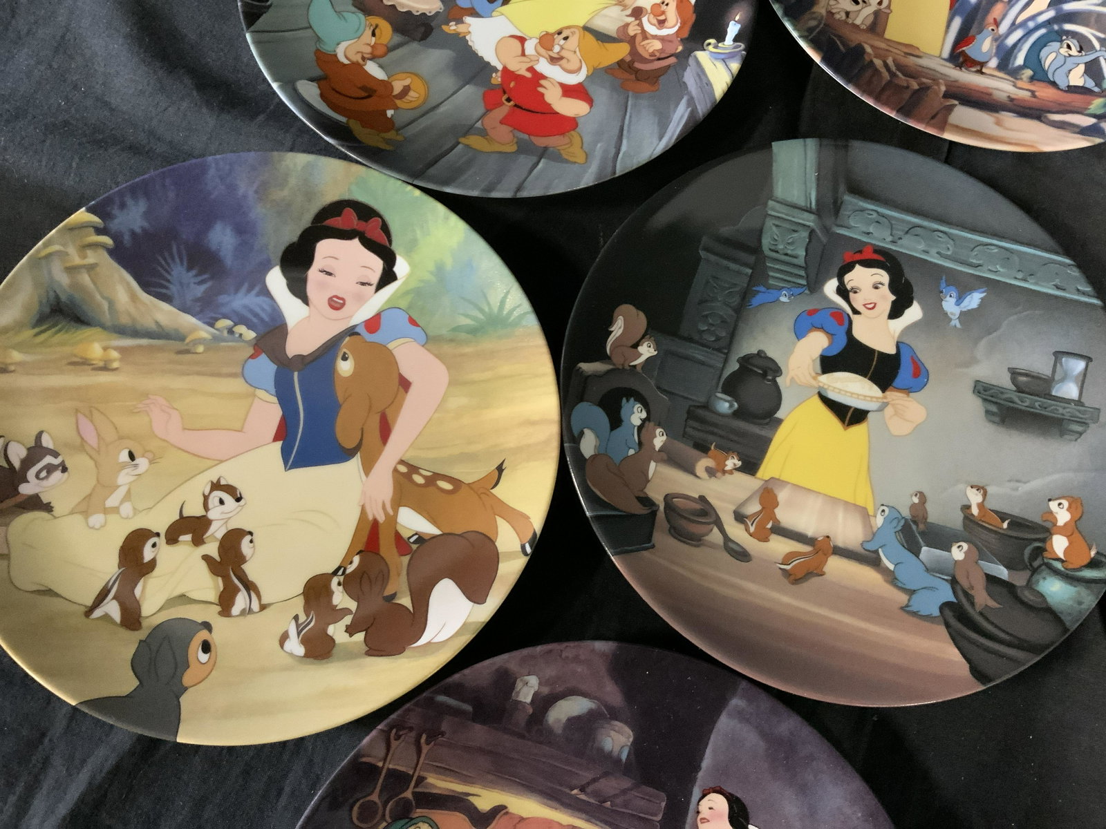 11 Collector’s Plate Series: Snow White (1 of 8)