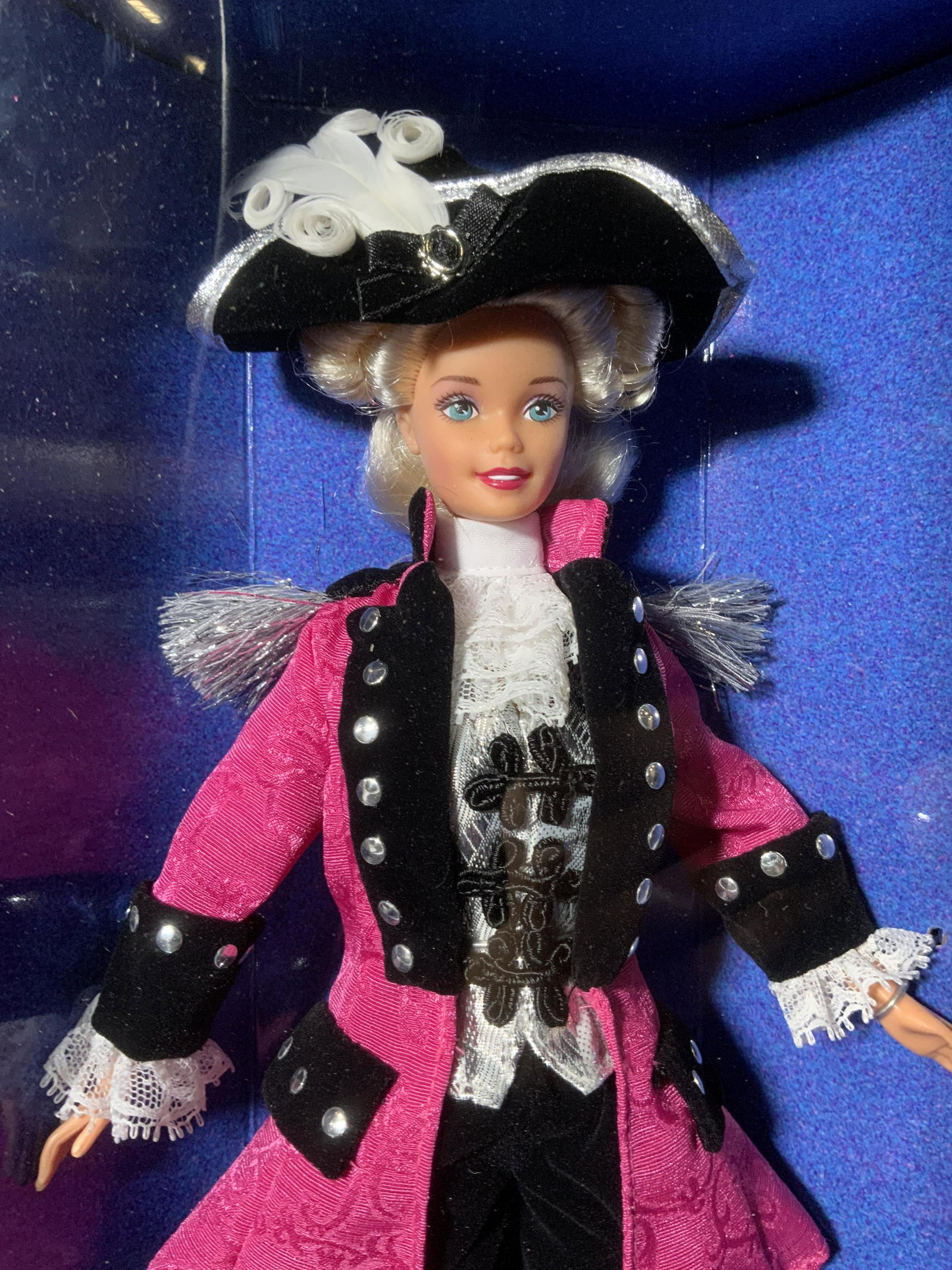 1996 FAO SCHWARZ George Washington Barbie: FAO SCHWARZ George Washington Barbie, inscription reads ‘American Beauties Collection FAO Schwarz Barbie Limited Edition George’, measures 13 1/2 x 8 1/8 inches, surface wear to box, FAO SCHWARZ, 