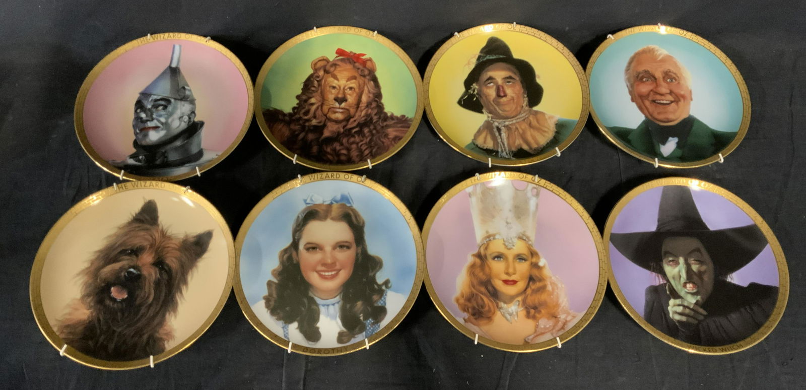 Lot 8 Collectible Ltd Ed Wizard of Oz Plates (1 of 10)