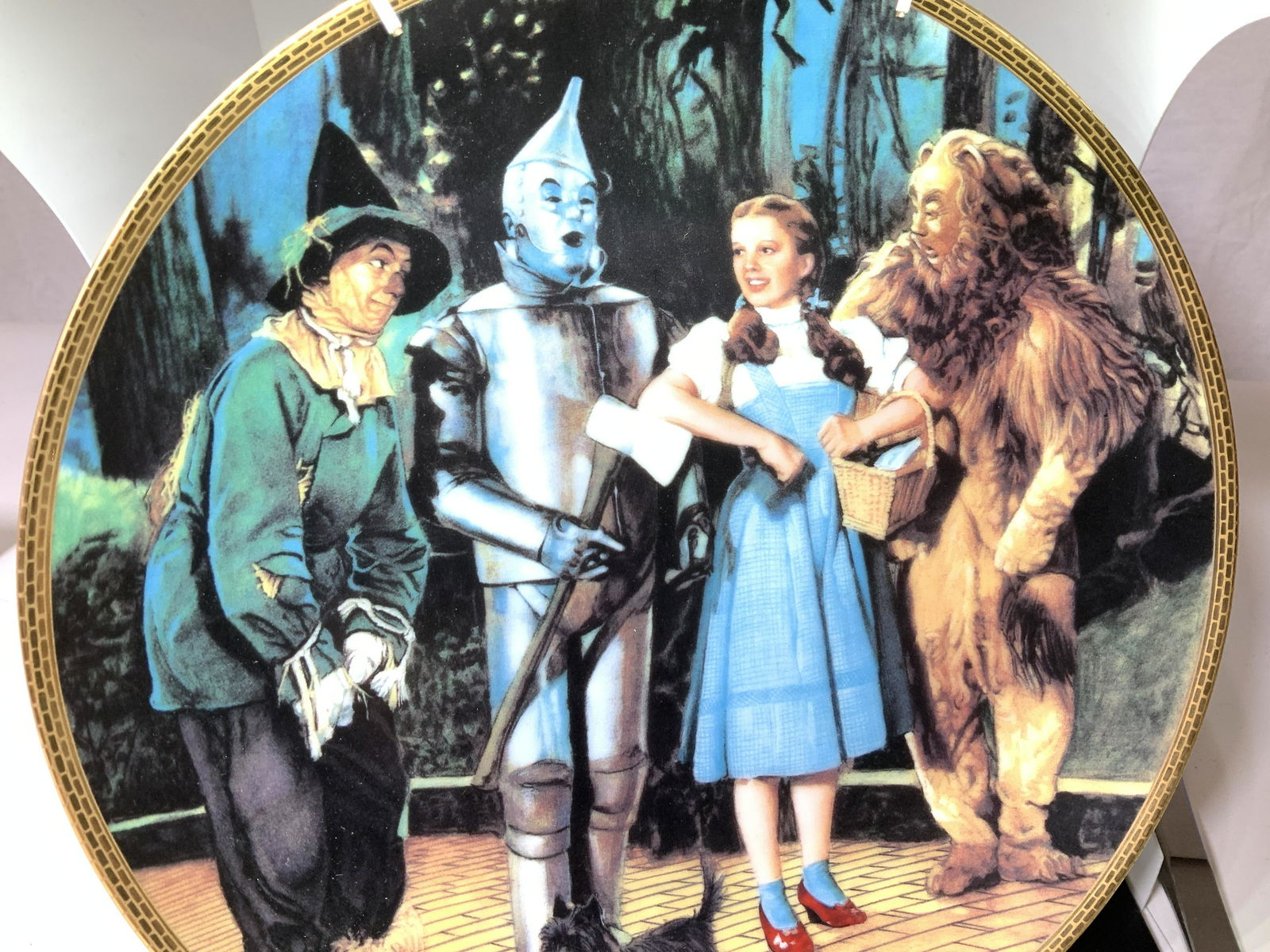 Set 8 Ltd Edition Wizard of Oz Porcelain Plates (1 of 9)