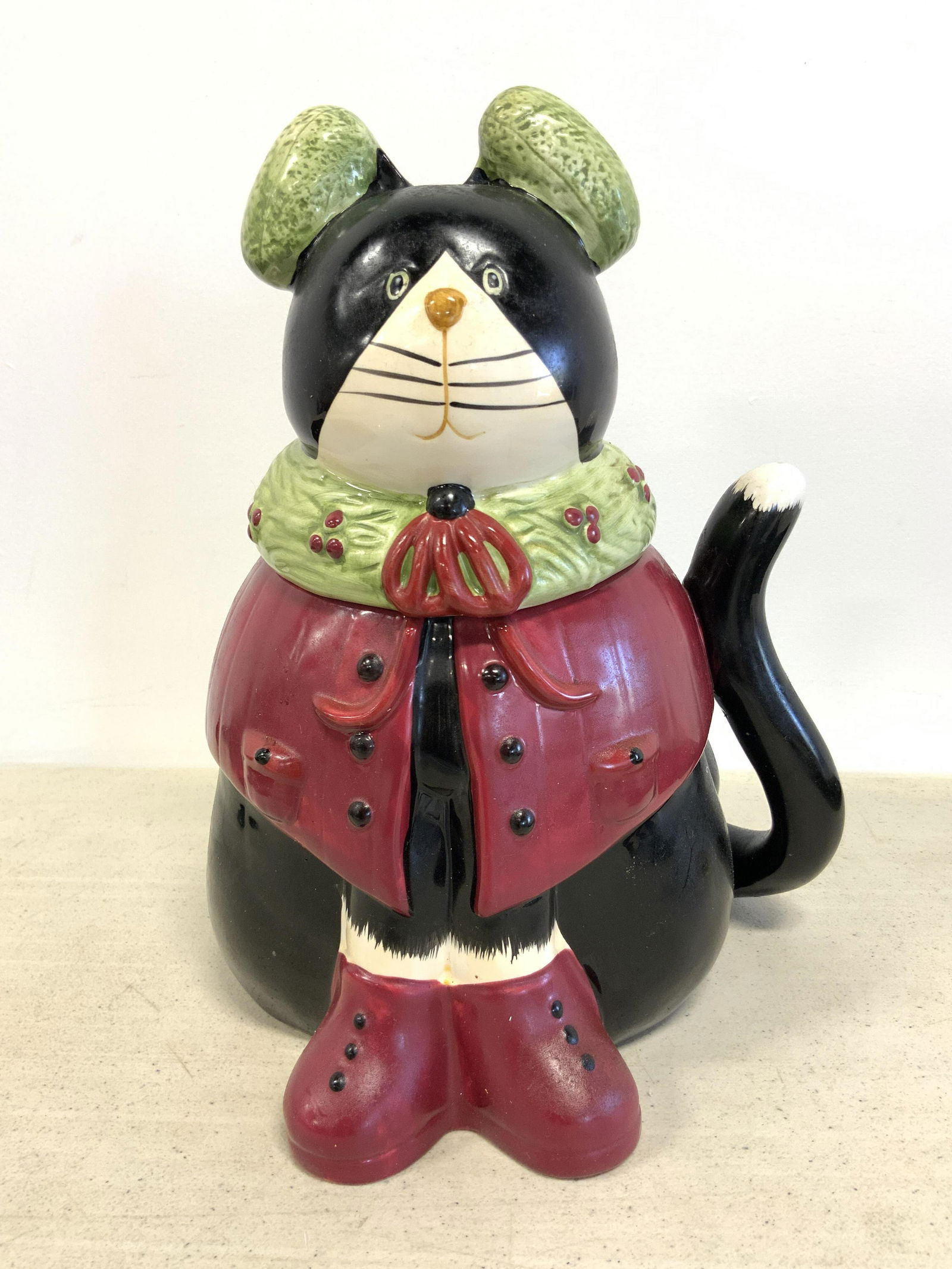 SAKURA Holiday Cat Ceramic Cookie Jar (1 of 8)