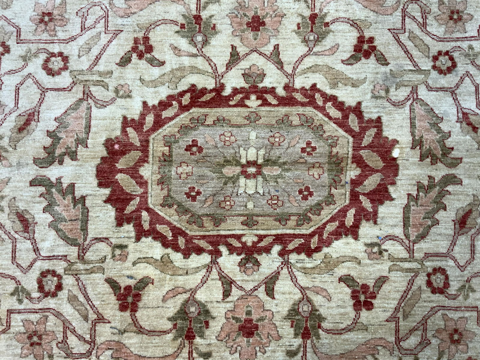 Handwoven Wool Carpet, Pakistan (1 of 7)