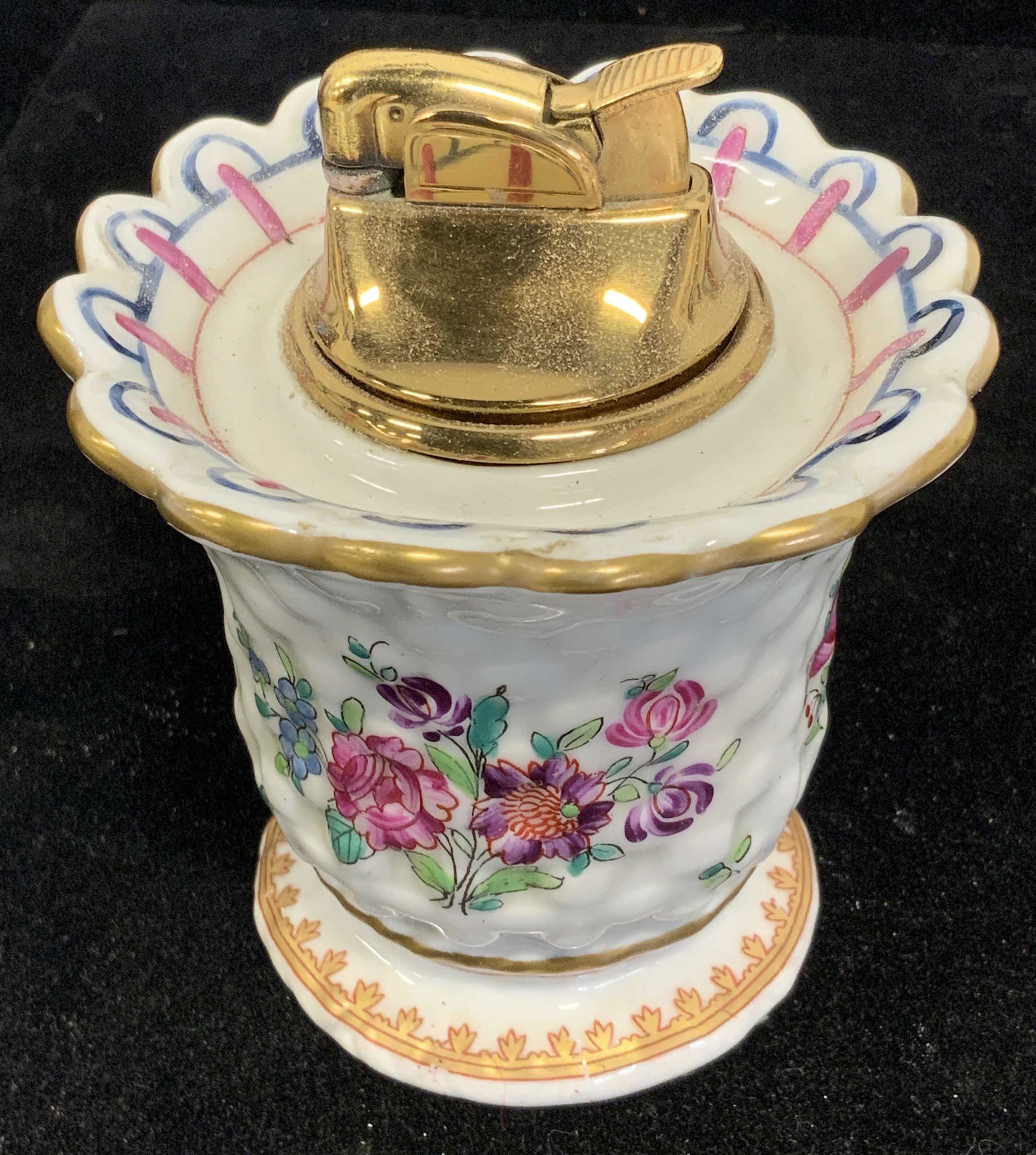 Signed Hand Painted French Porcelain Table Lighter (1 of 8)