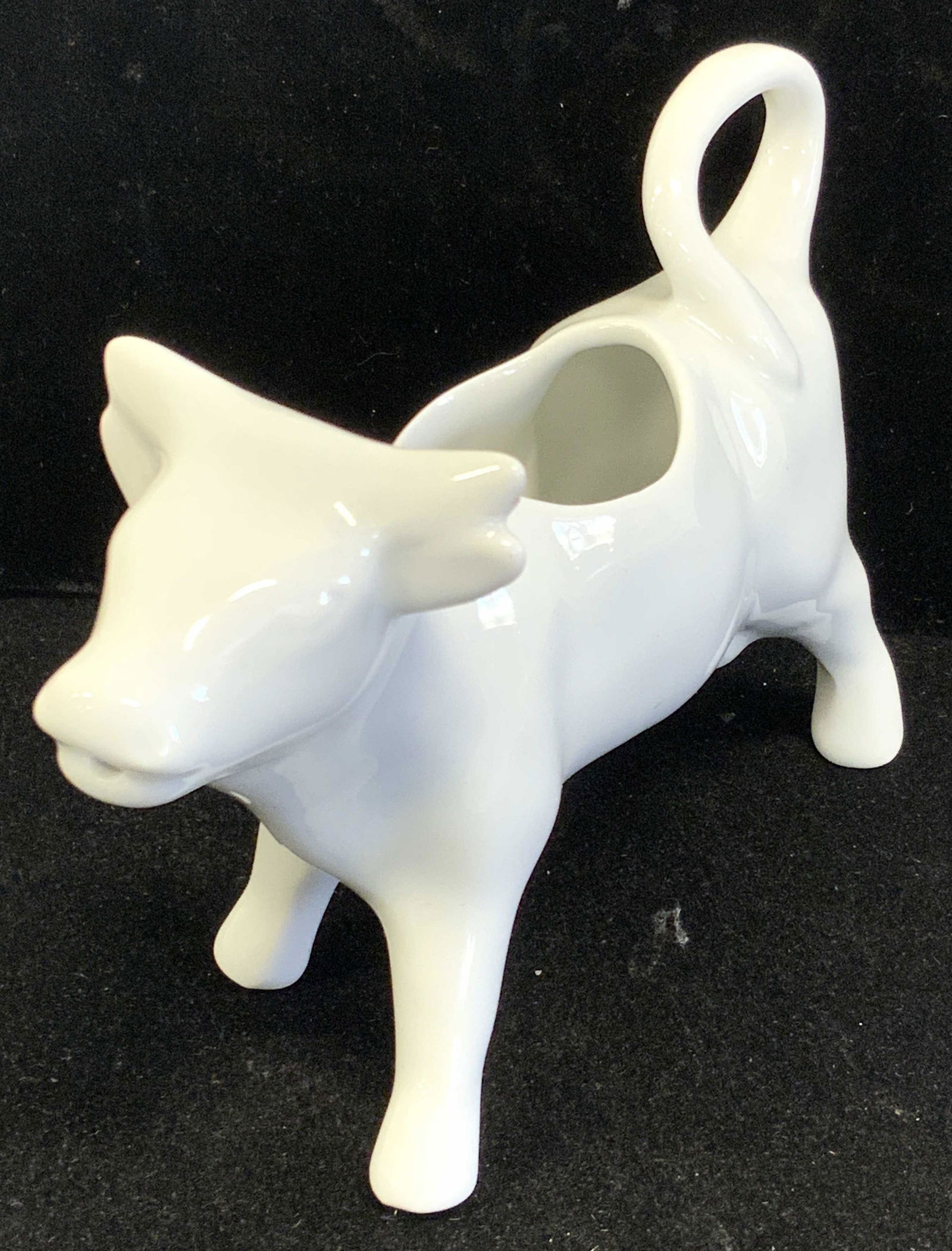 APILCO Signed French Porcelain Cow Form Creamer (1 of 7)