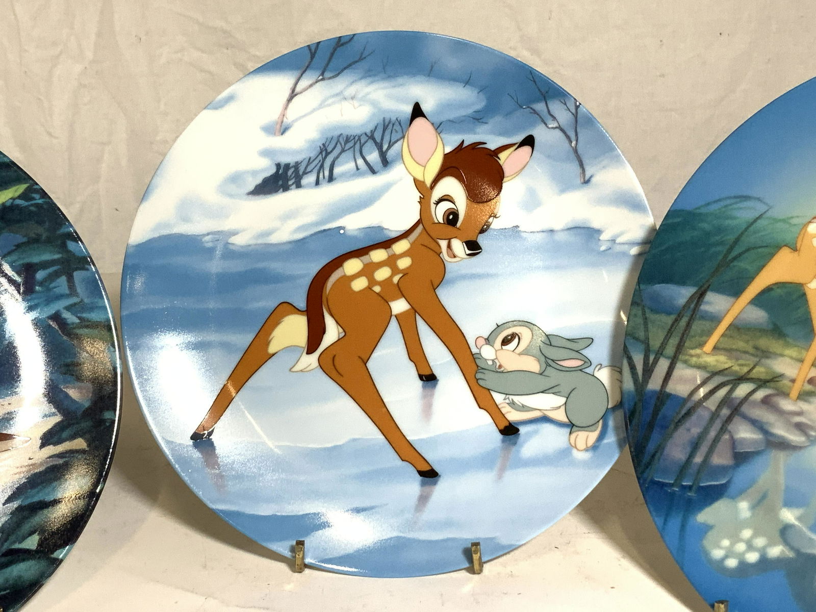 Set 12 Fine Porcelain Disney BAMBI Series Plates k (1 of 7)