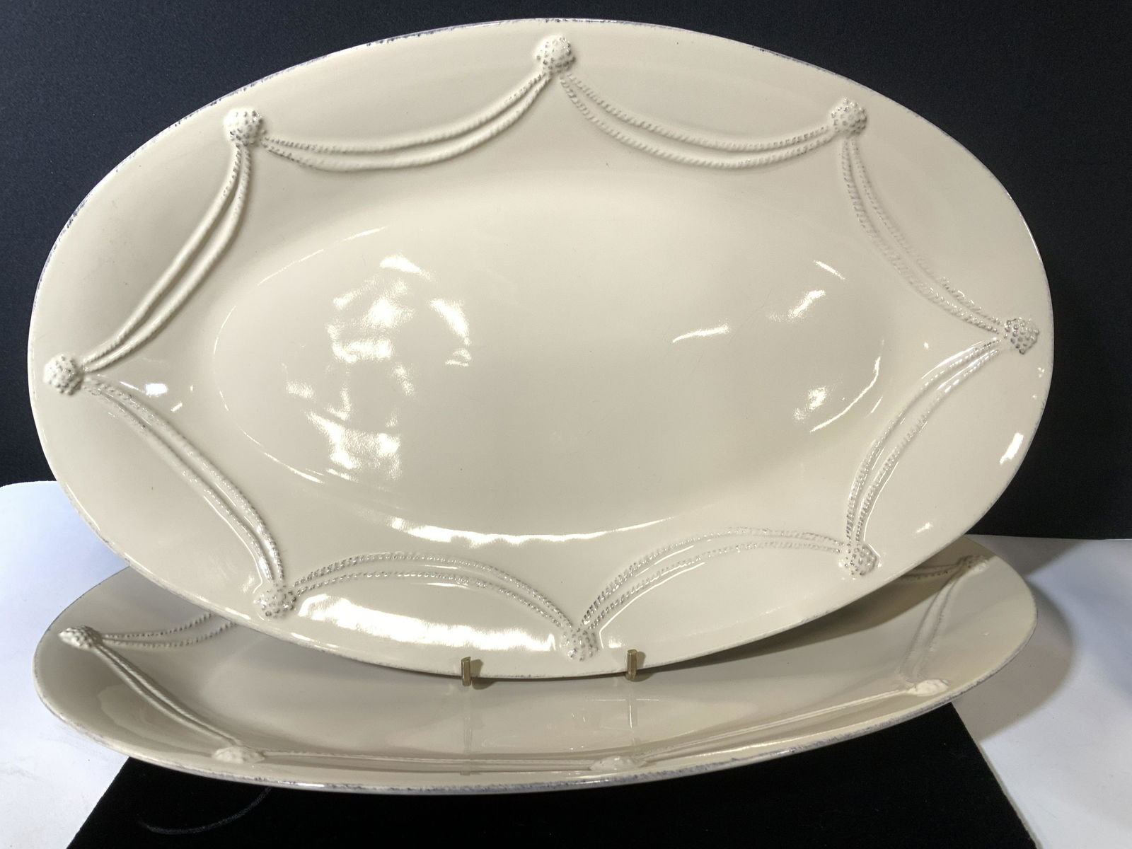 Pair JULISKA Berry & Thread Platters, signed (1 of 6)