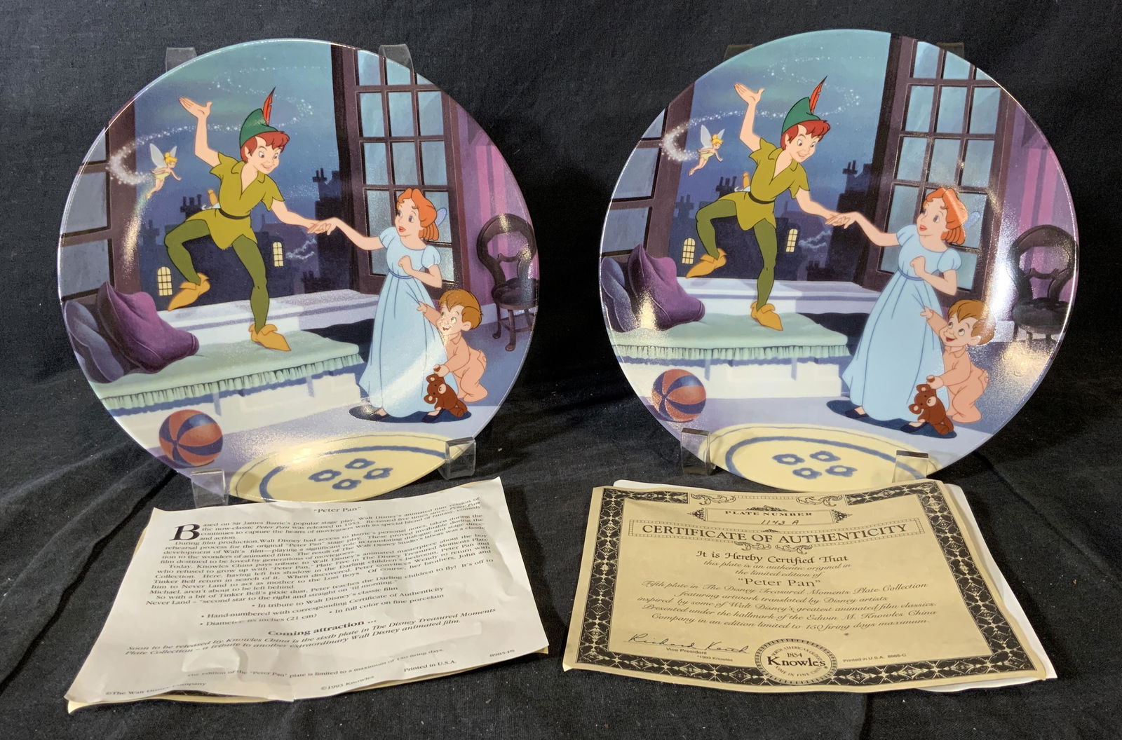 Pair KNOWLES Ltd Ed Peter Pan Collectible Plates (1 of 8)