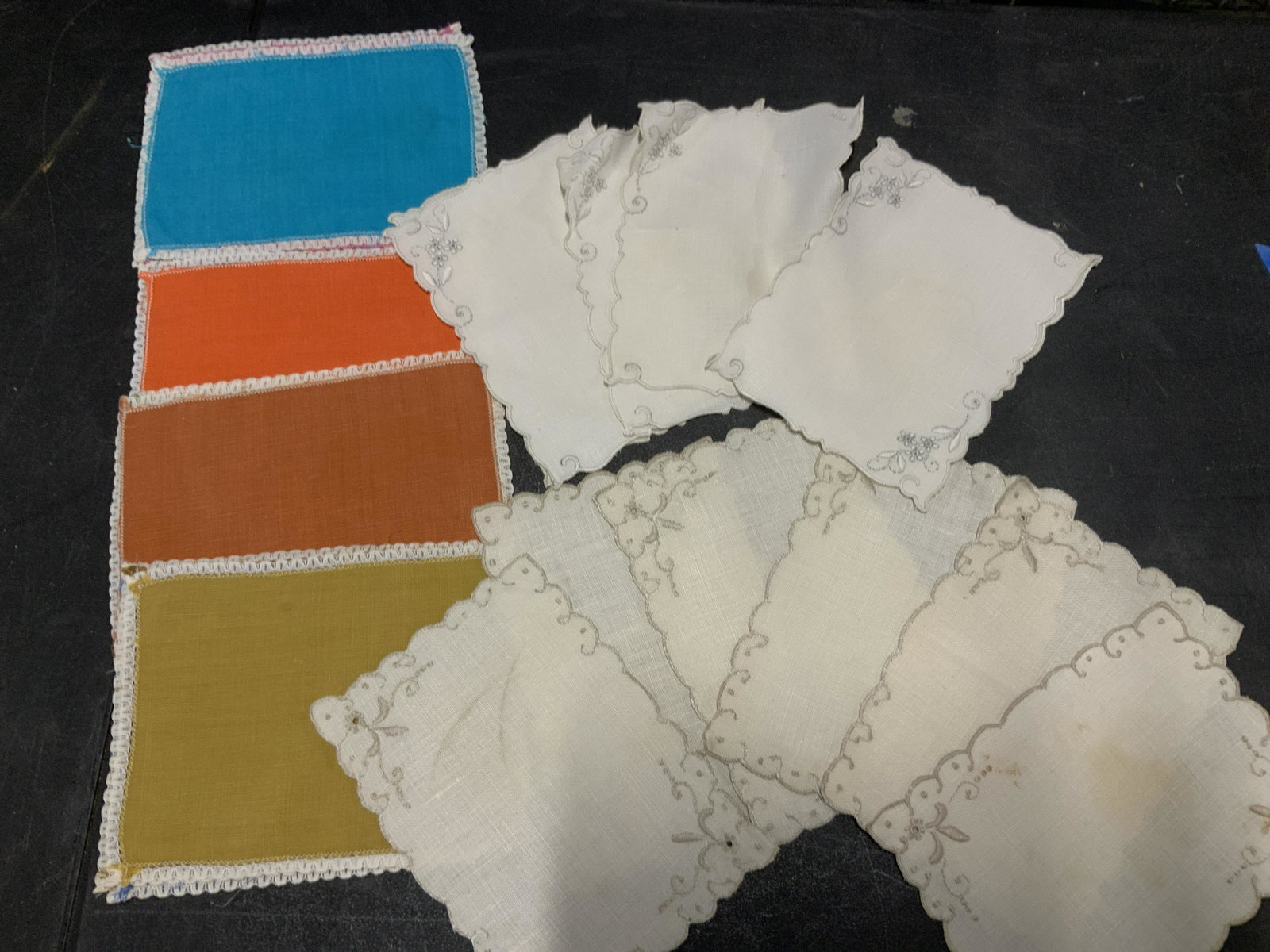 Collectible Vintage Table Linen Napery Grp 27 (1 of 8)