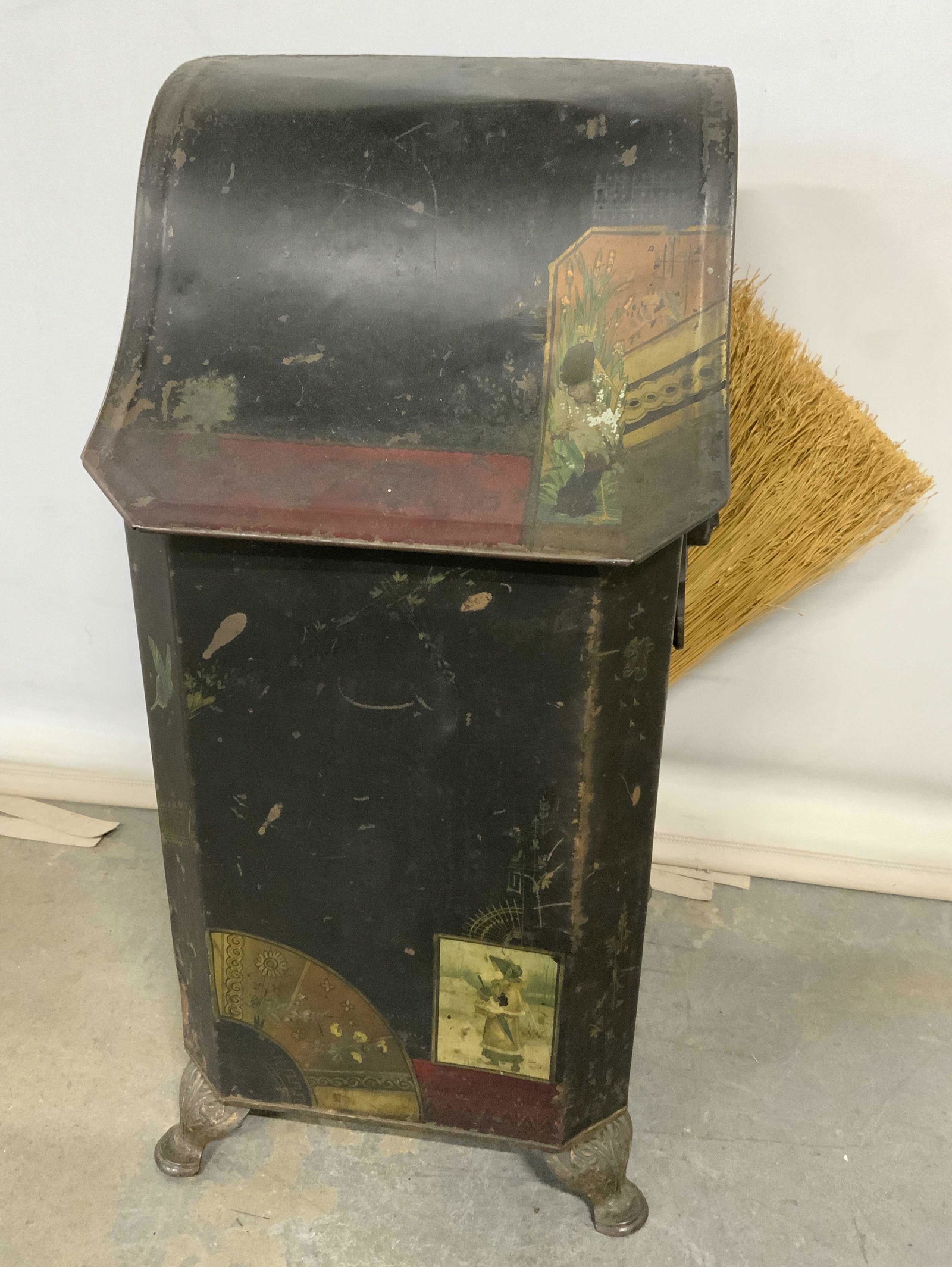 Antique English Coal Hod / Coal Scuttle (1 of 7)