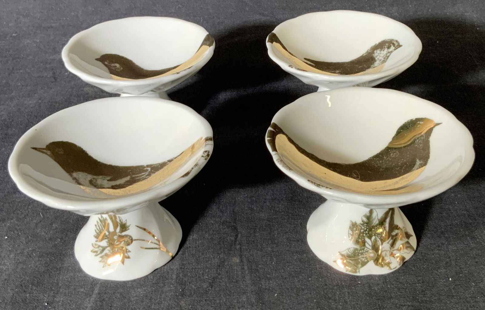 Set 4 ROSANNA Porcelain Footed Dishes (1 of 6)