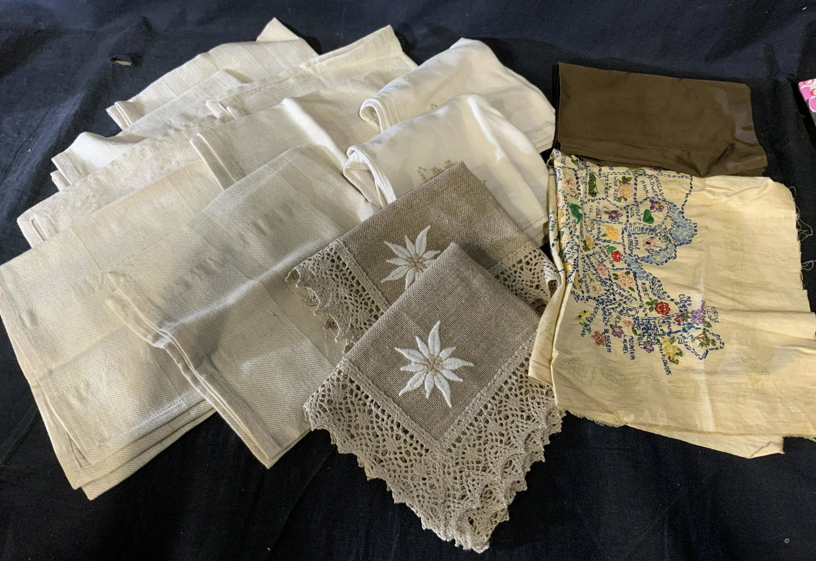 Lot 13 Assorted Table-settings & Others (1 of 6)