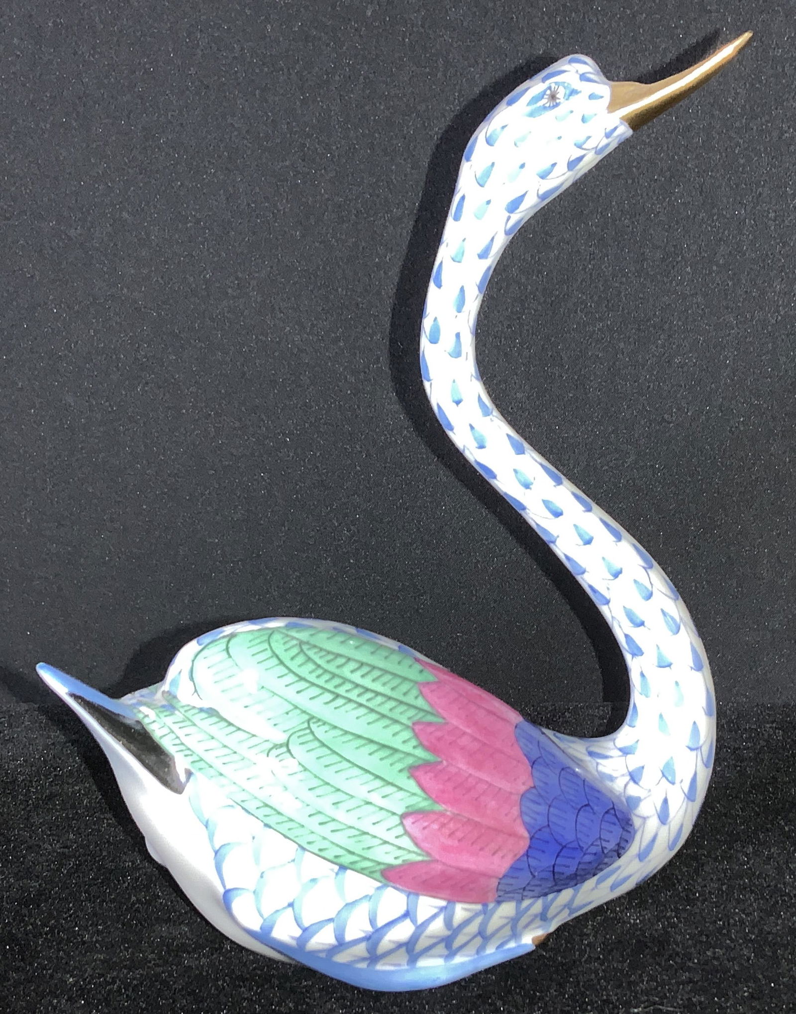 HEREND HUNGARY PORCELAIN SWAN FIGURAL (1 of 7)