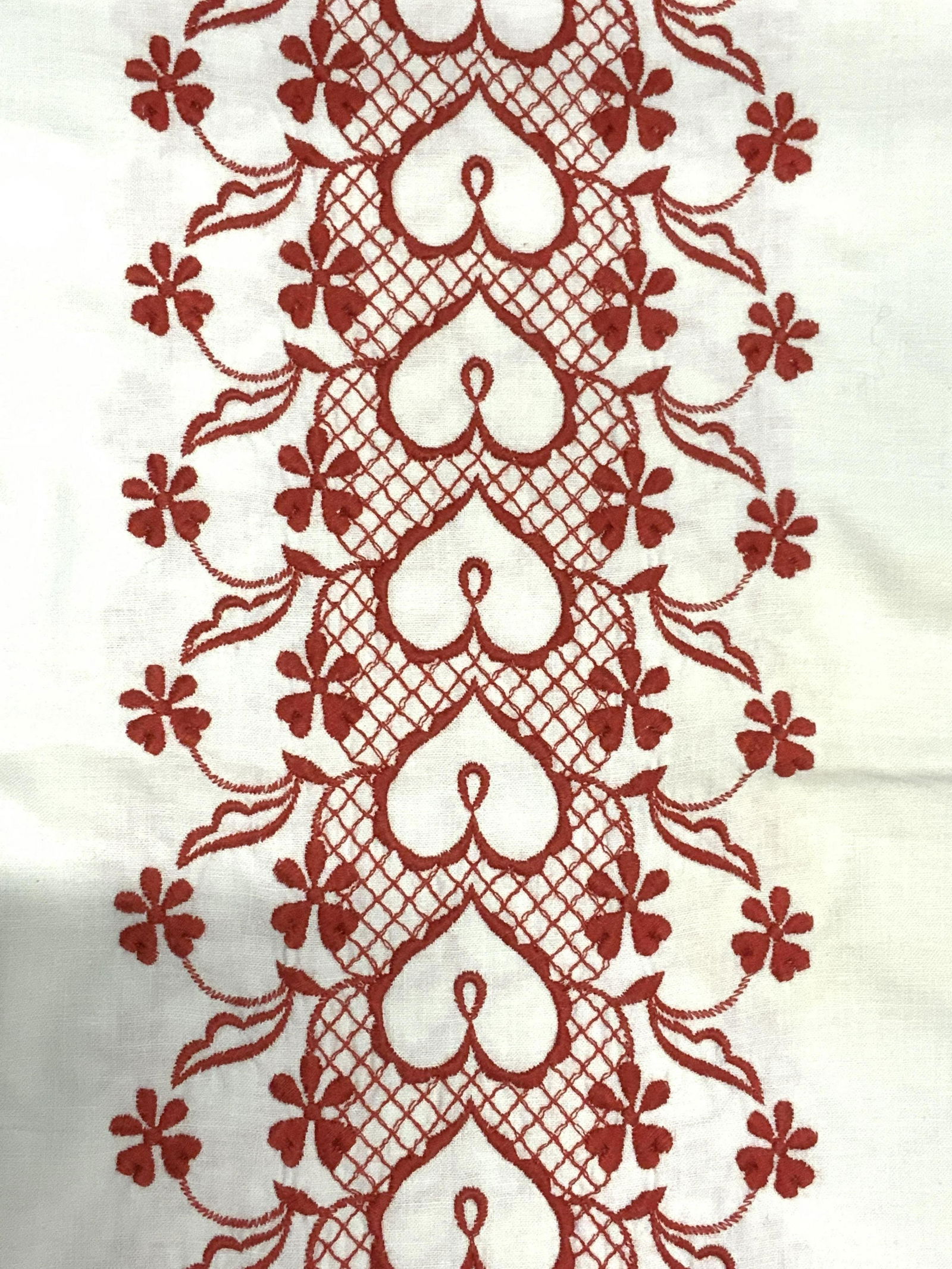 Embroidered Heart Motif Vntg Linen Tablecloth (1 of 7)