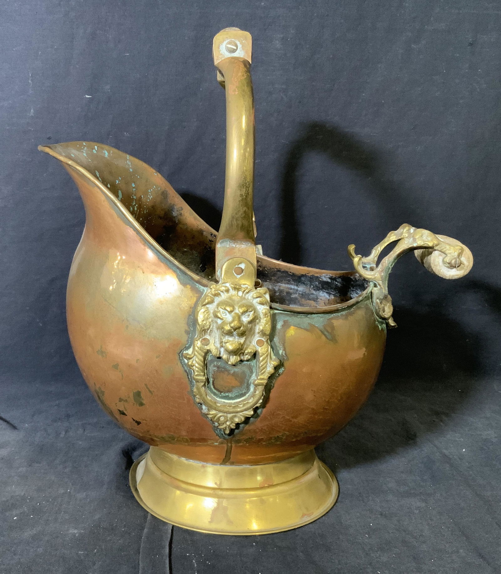 Brass & Copper Coal Scuttle (1 of 6)