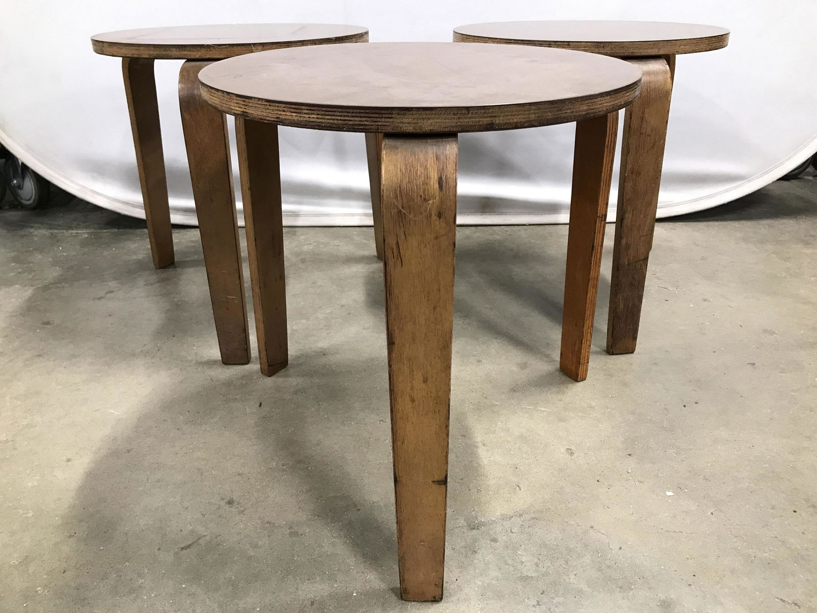 Set 3 Mid Century Modern Stacking Tables (1 of 8)