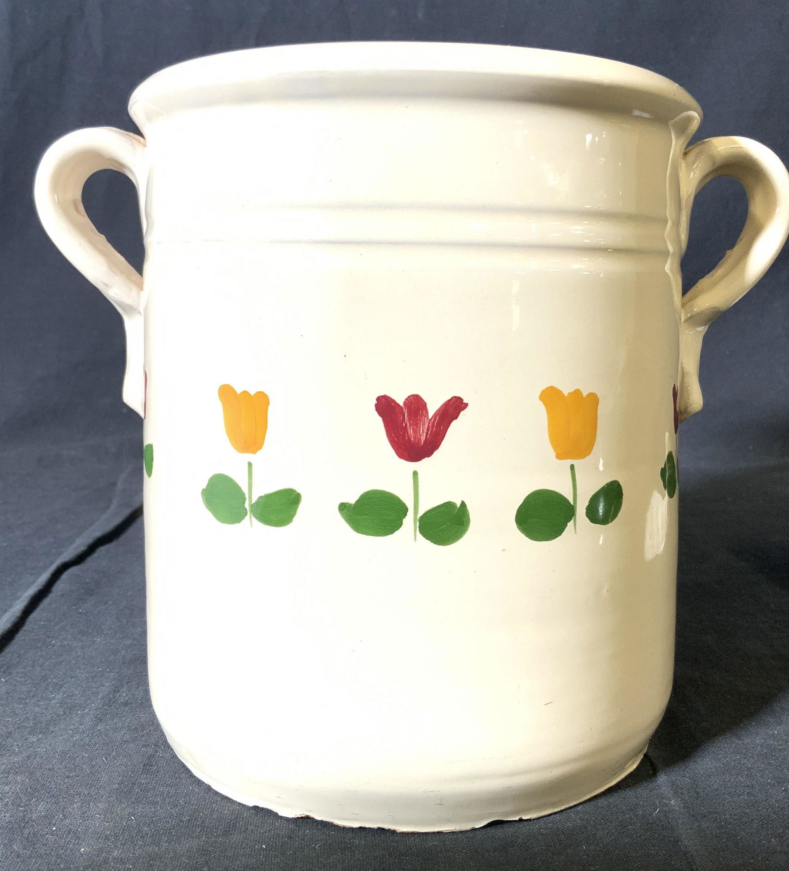 LAMAS Italian Tulip Ceramic Cache Pot (1 of 8)